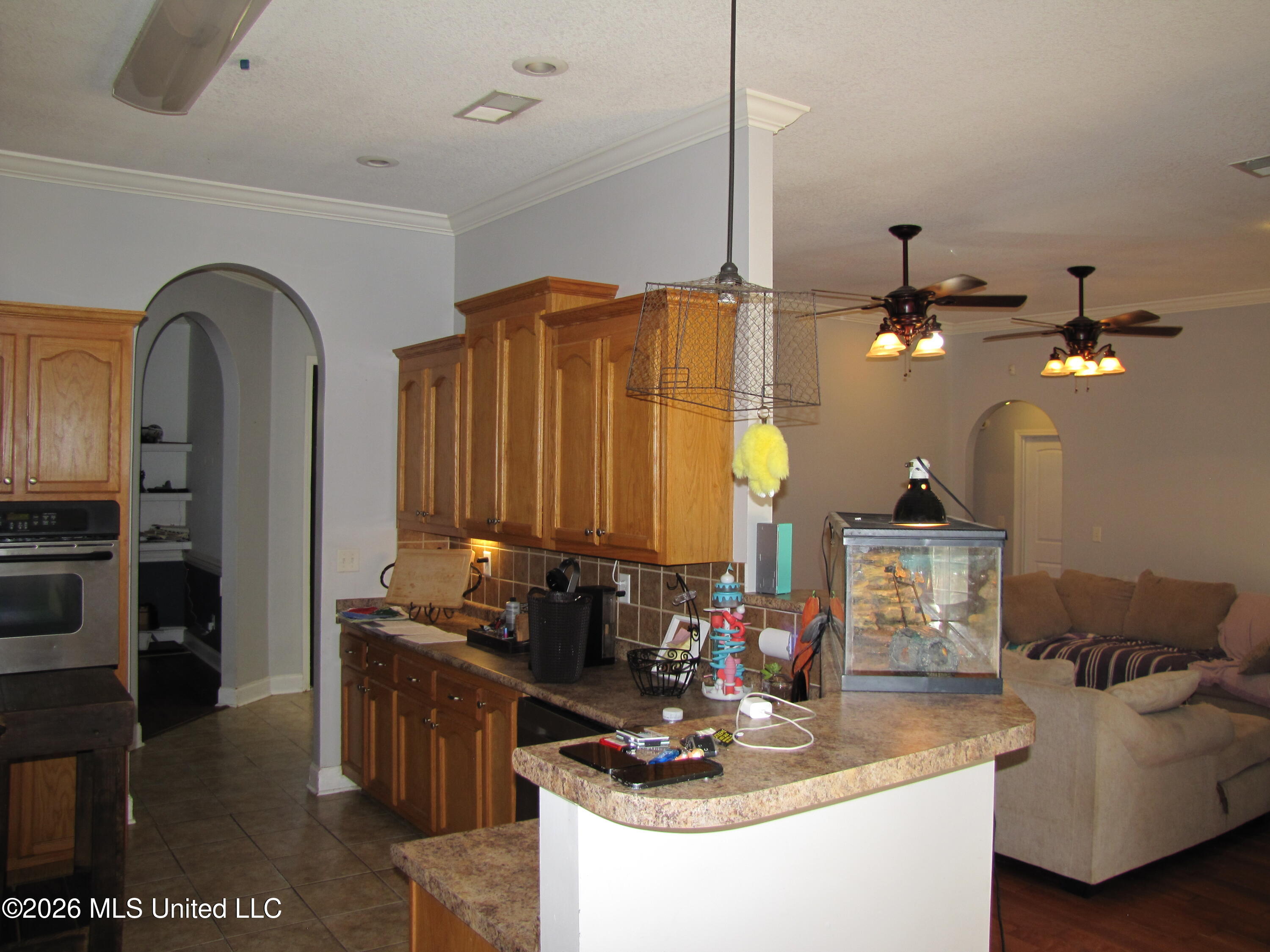 624 Moore Loop Property Photo 6