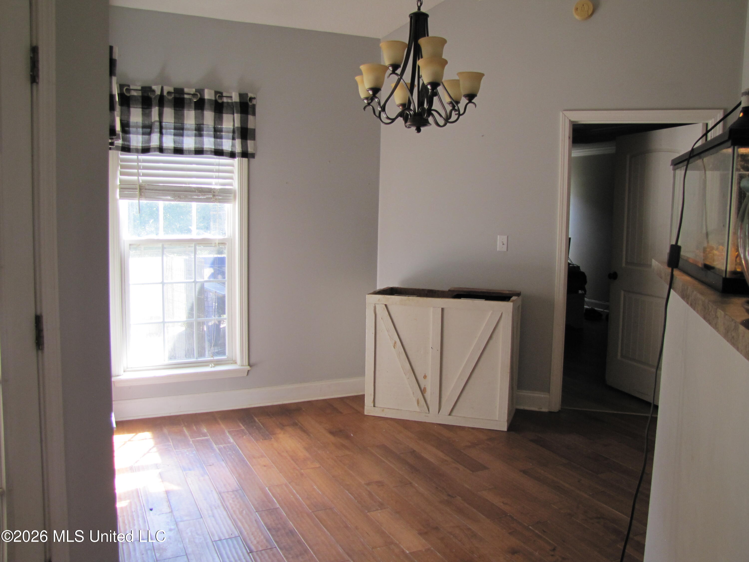 624 Moore Loop Property Photo 9