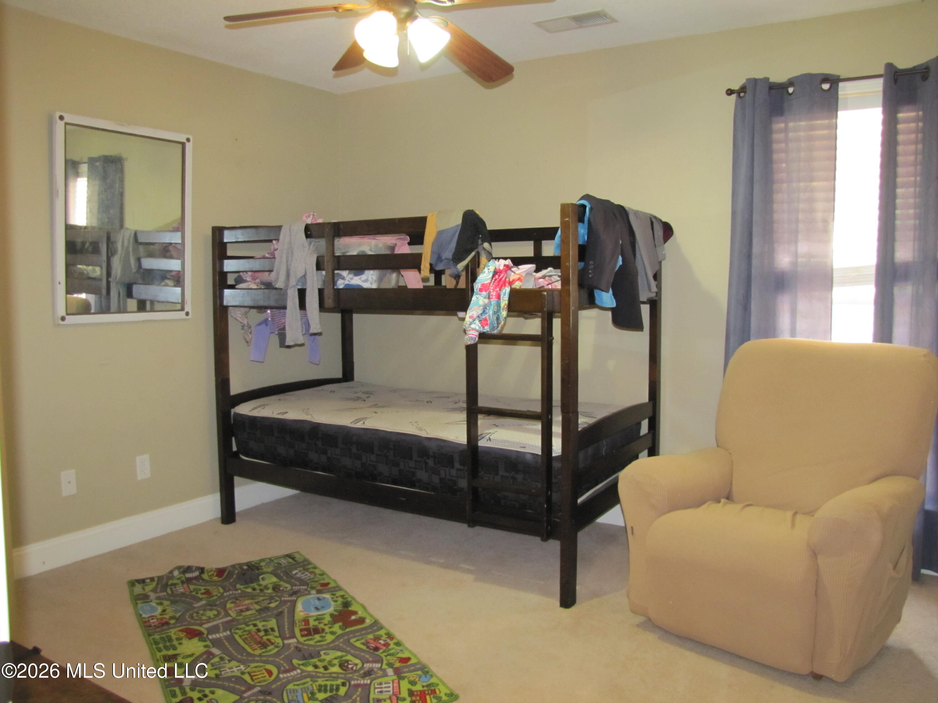 624 Moore Loop Property Photo 16