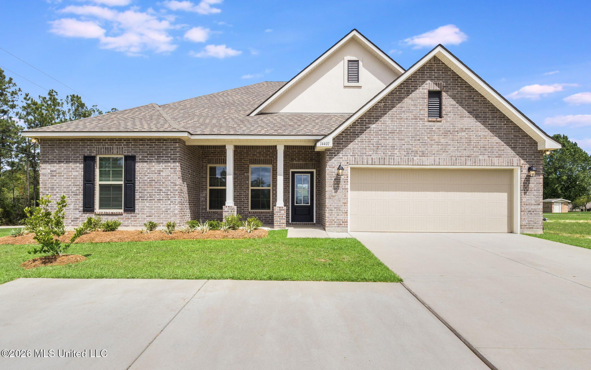 14401 Swan Ridge Circle Property Photo 1
