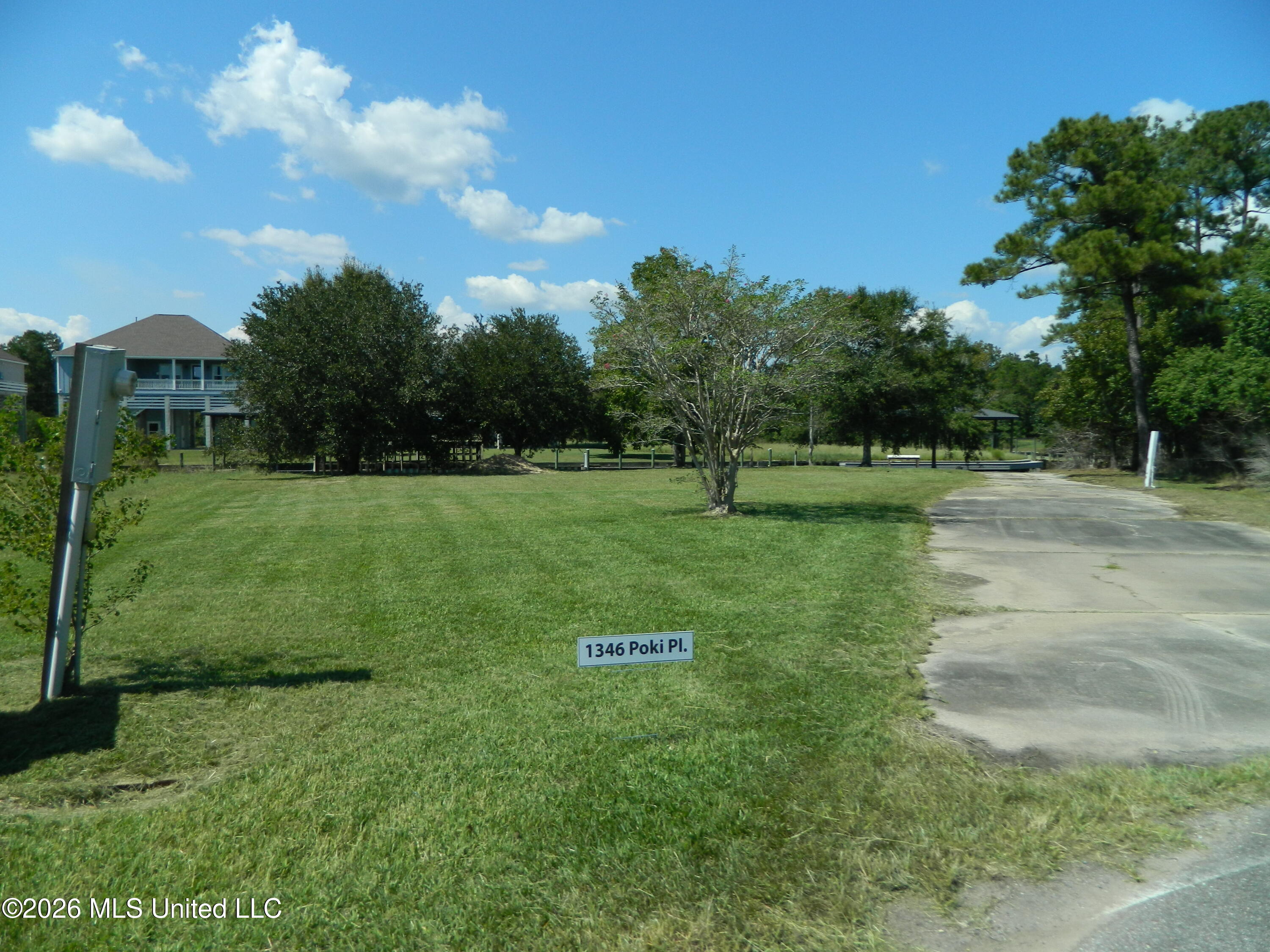 1346 Poki Place Property Photo 1