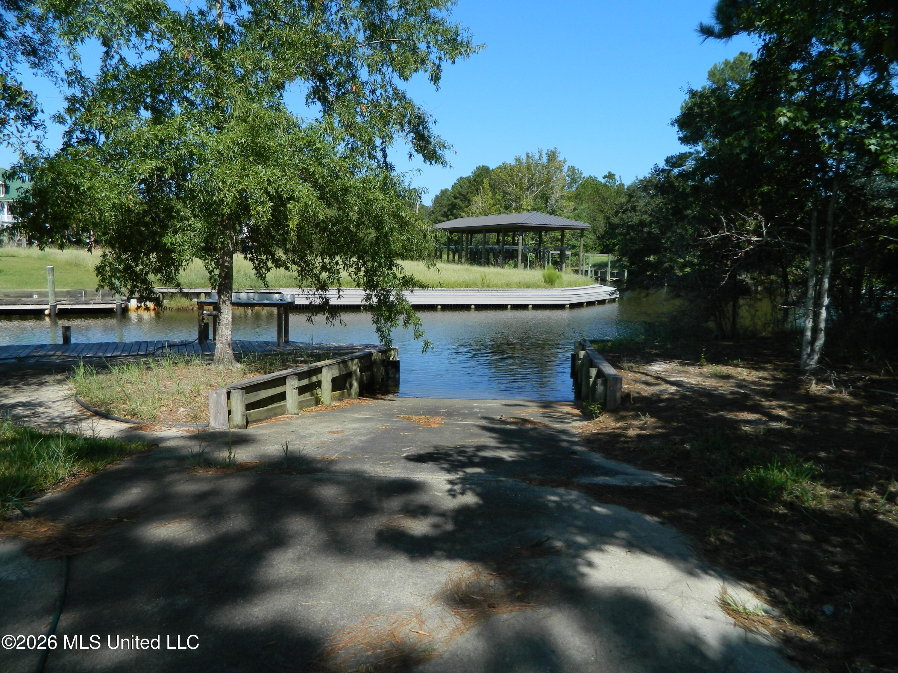 1346 Poki Place Property Photo 5