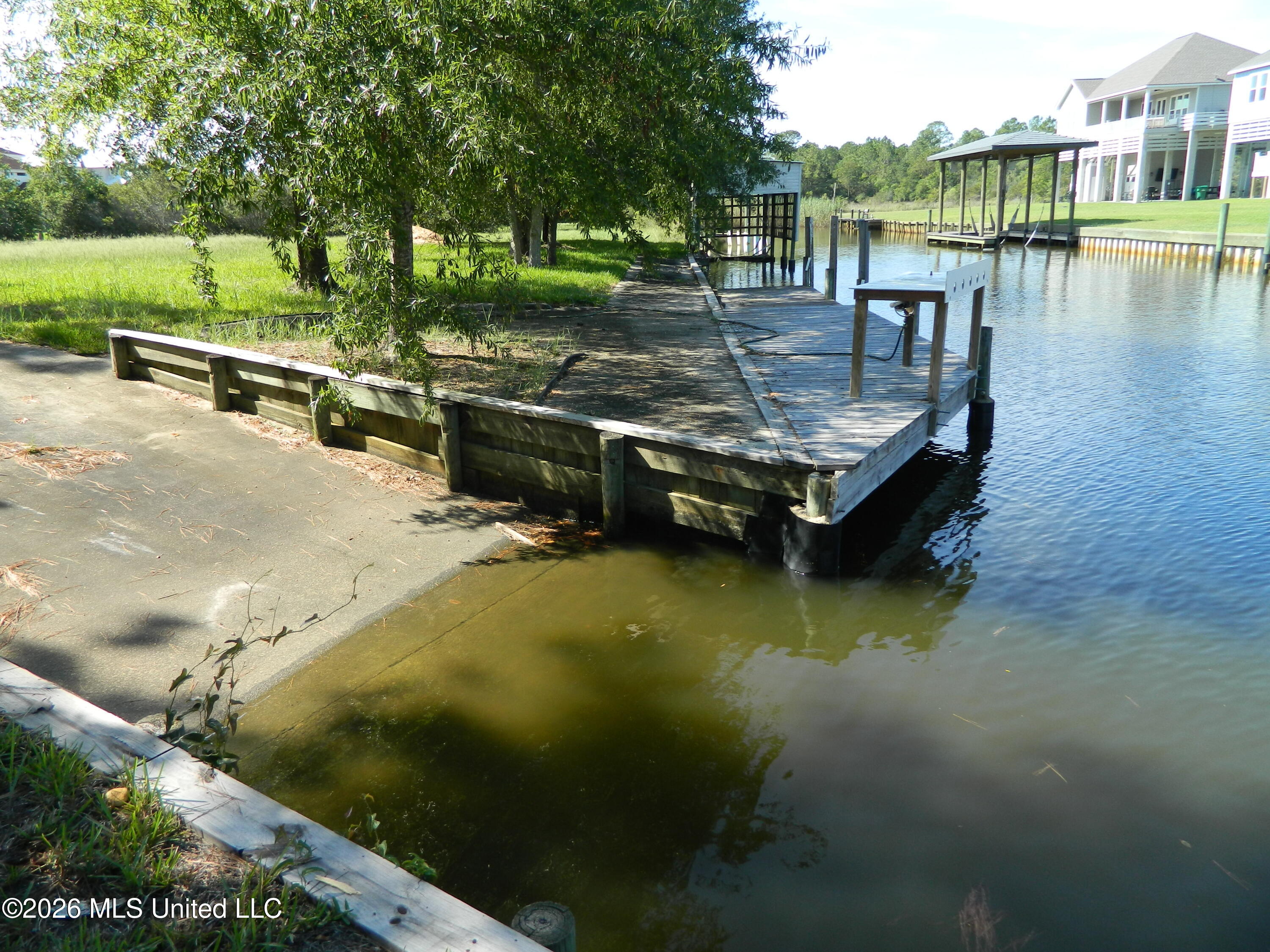 1346 Poki Place Property Photo 6