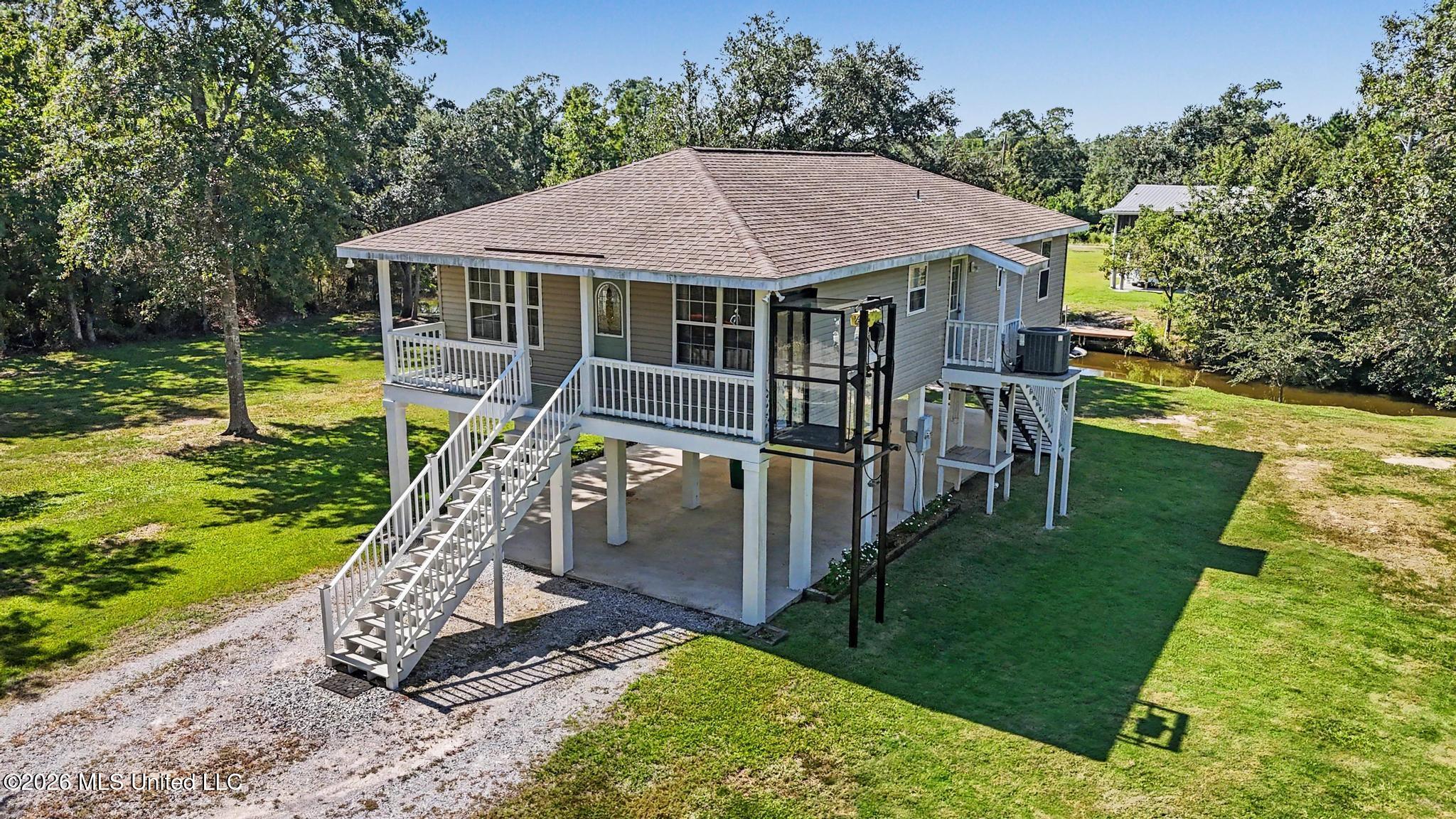 10411 Paradise Lane Property Photo 1