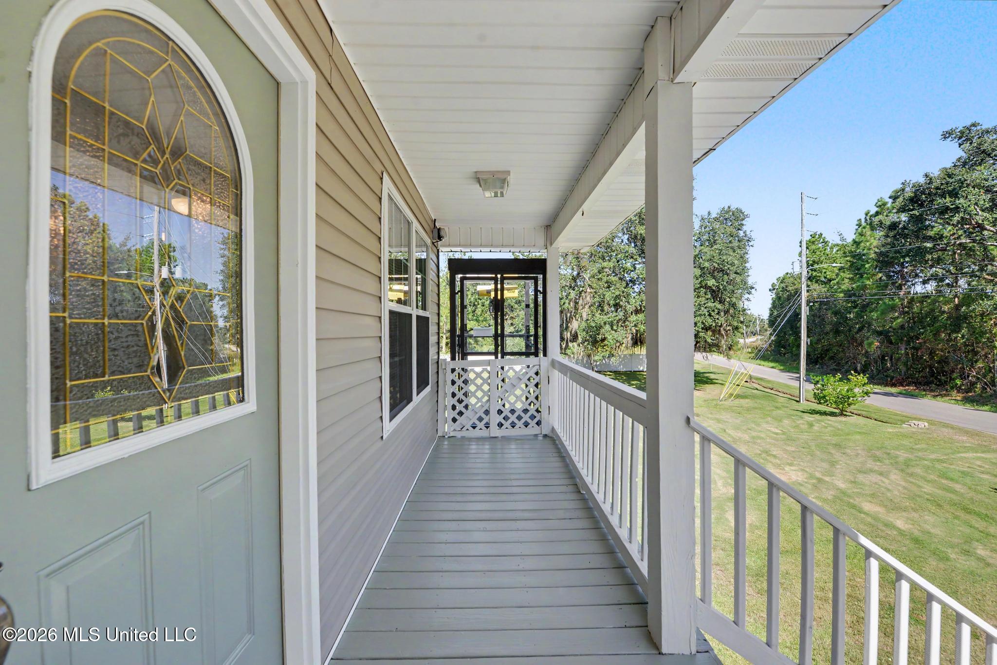 10411 Paradise Lane Property Photo 5