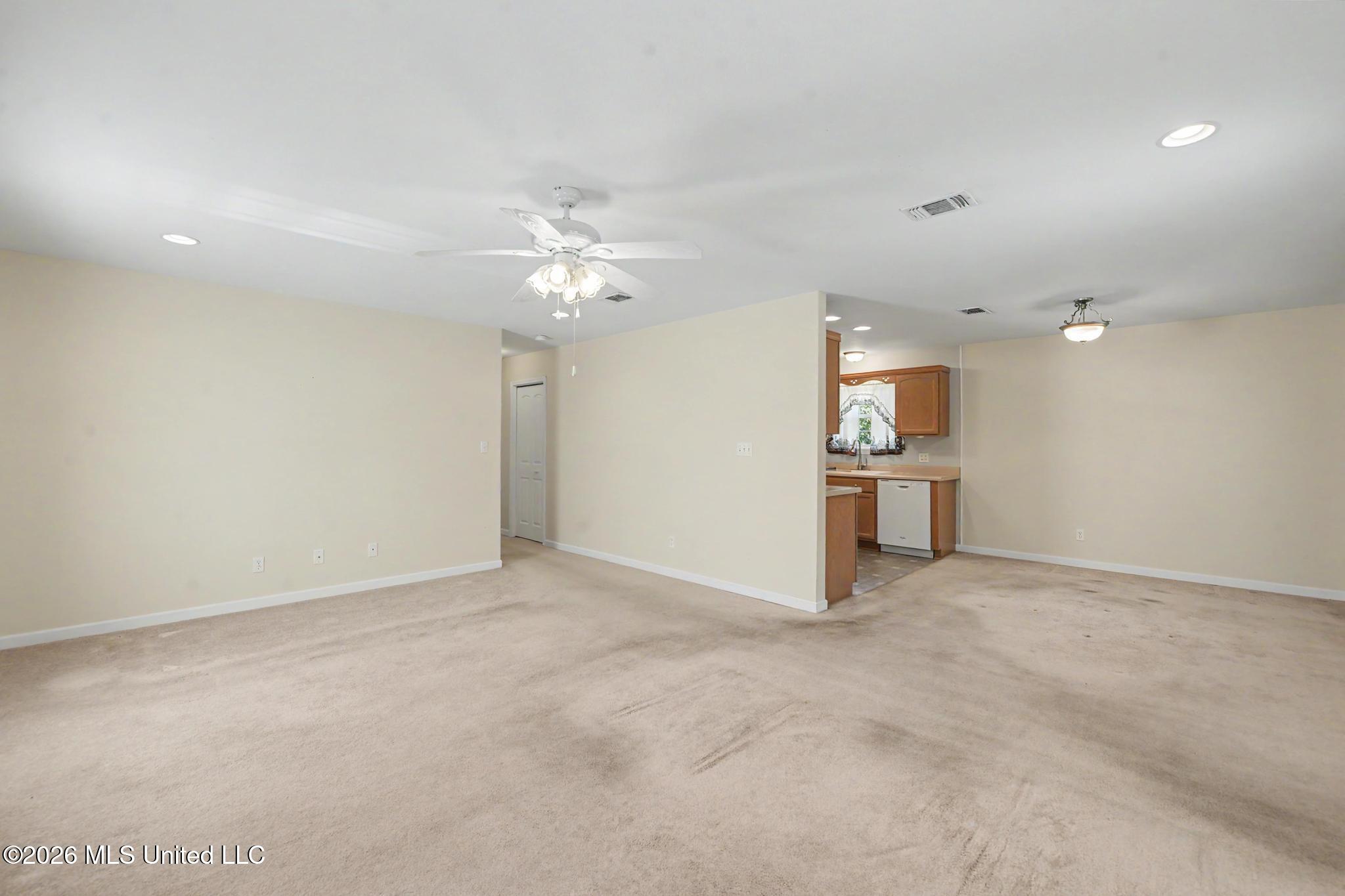 10411 Paradise Lane Property Photo 7