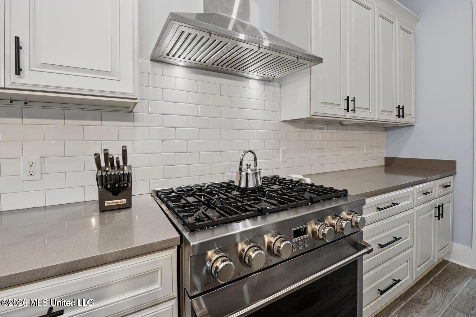 5 S Caesar Oaks Drive Property Photo 11
