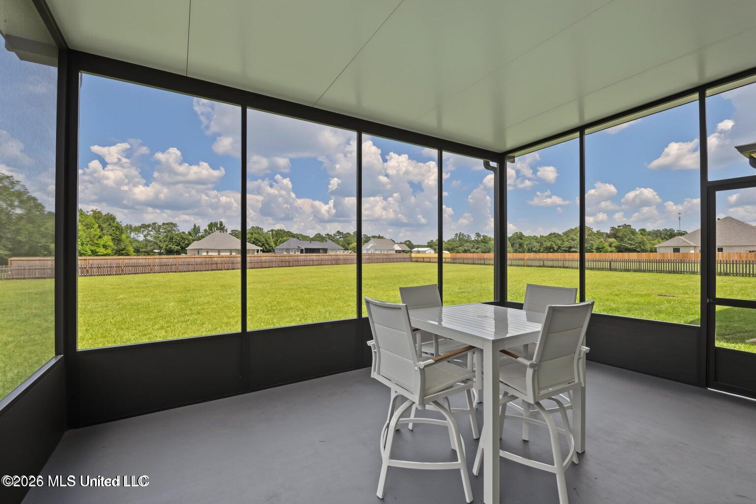 5 S Caesar Oaks Drive Property Photo 30