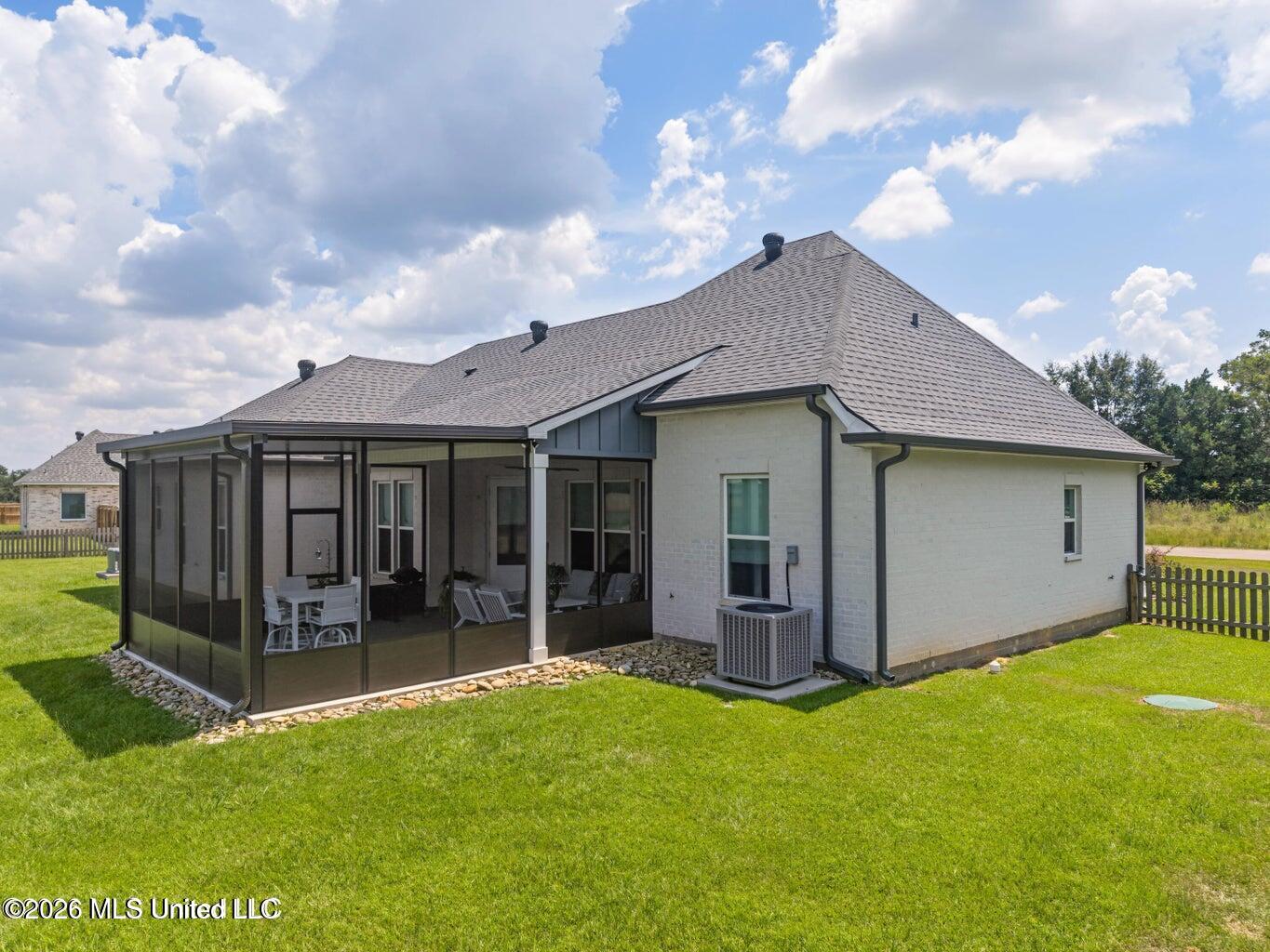5 S Caesar Oaks Drive Property Photo 38