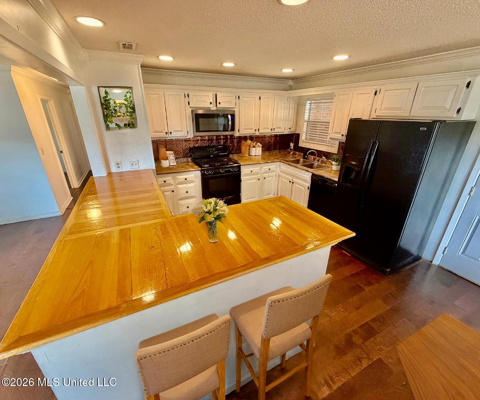 314 Bolling Avenue Property Photo 4