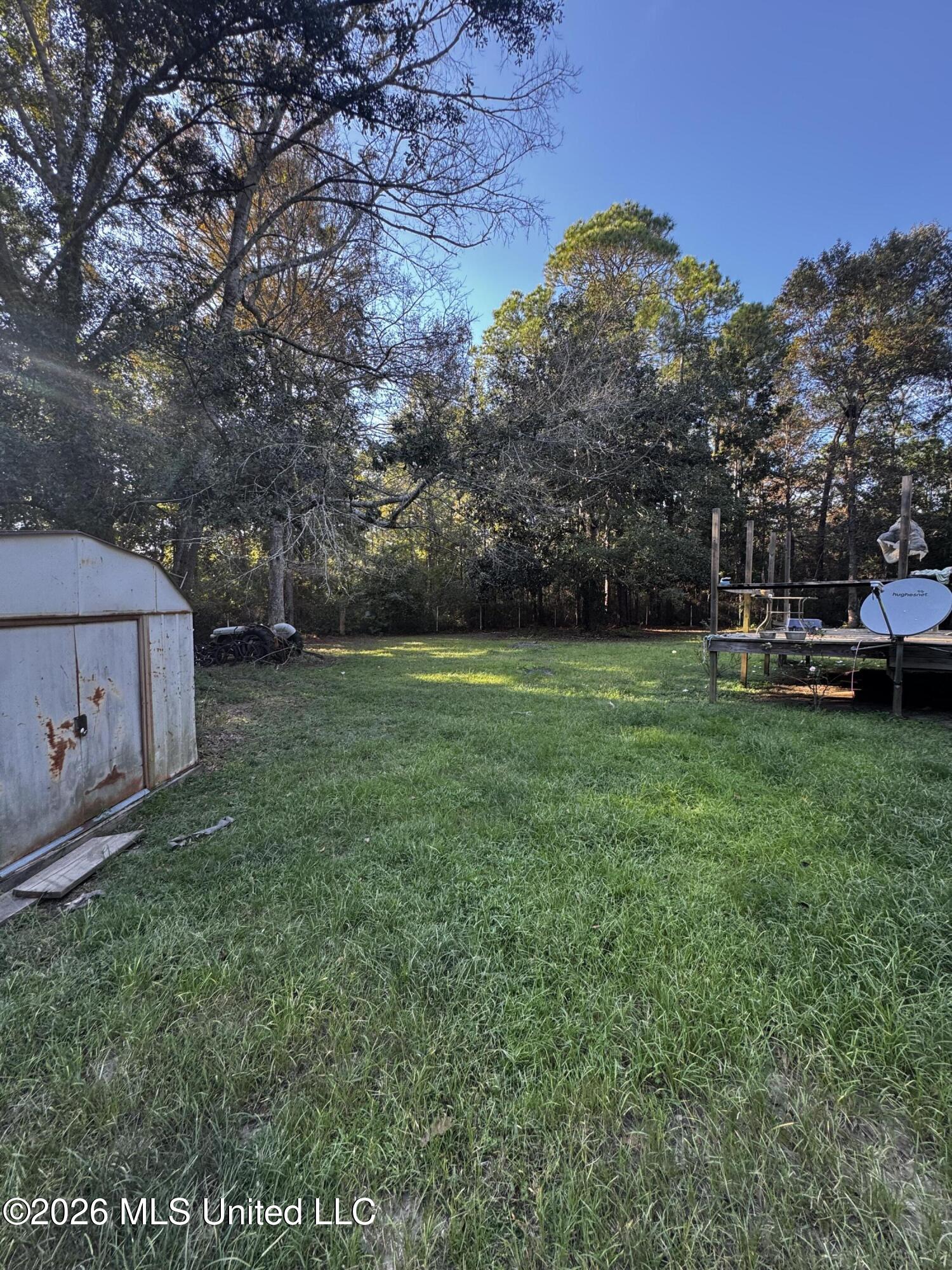 7611 Fish Hawk Road Property Photo 6