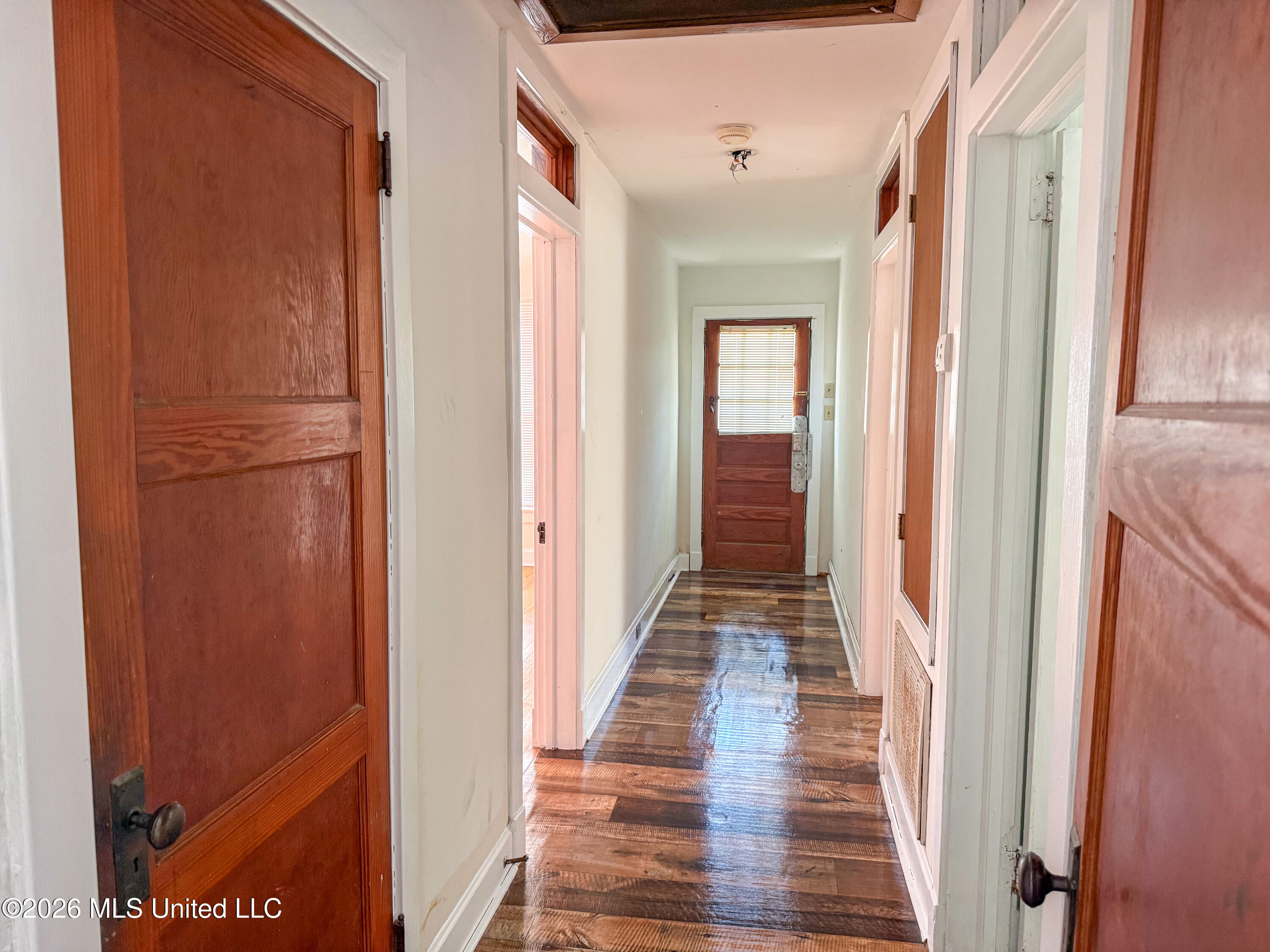 993 Winter Street Property Photo 14
