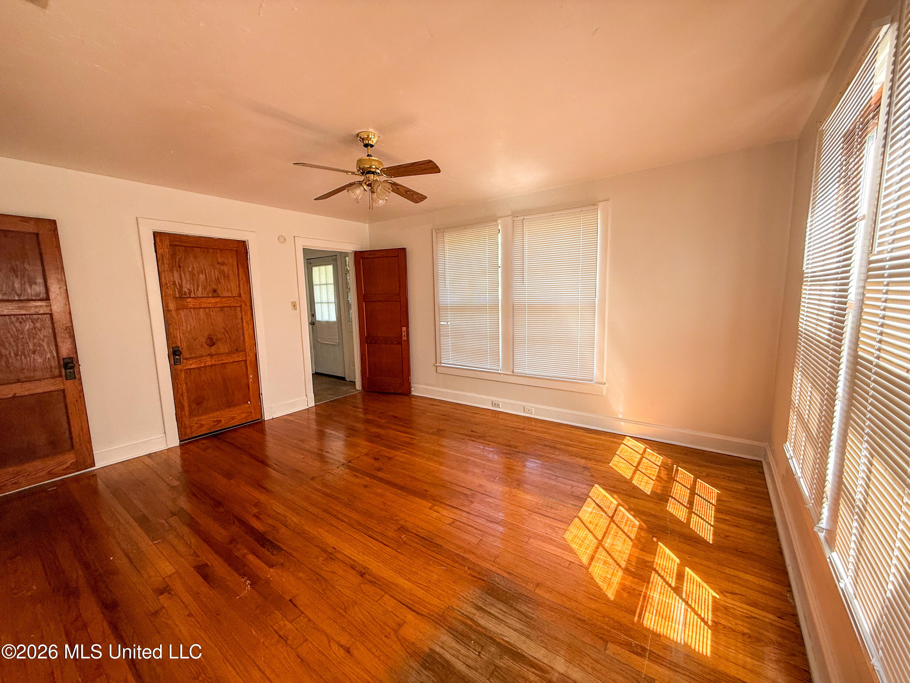993 Winter Street Property Photo 19
