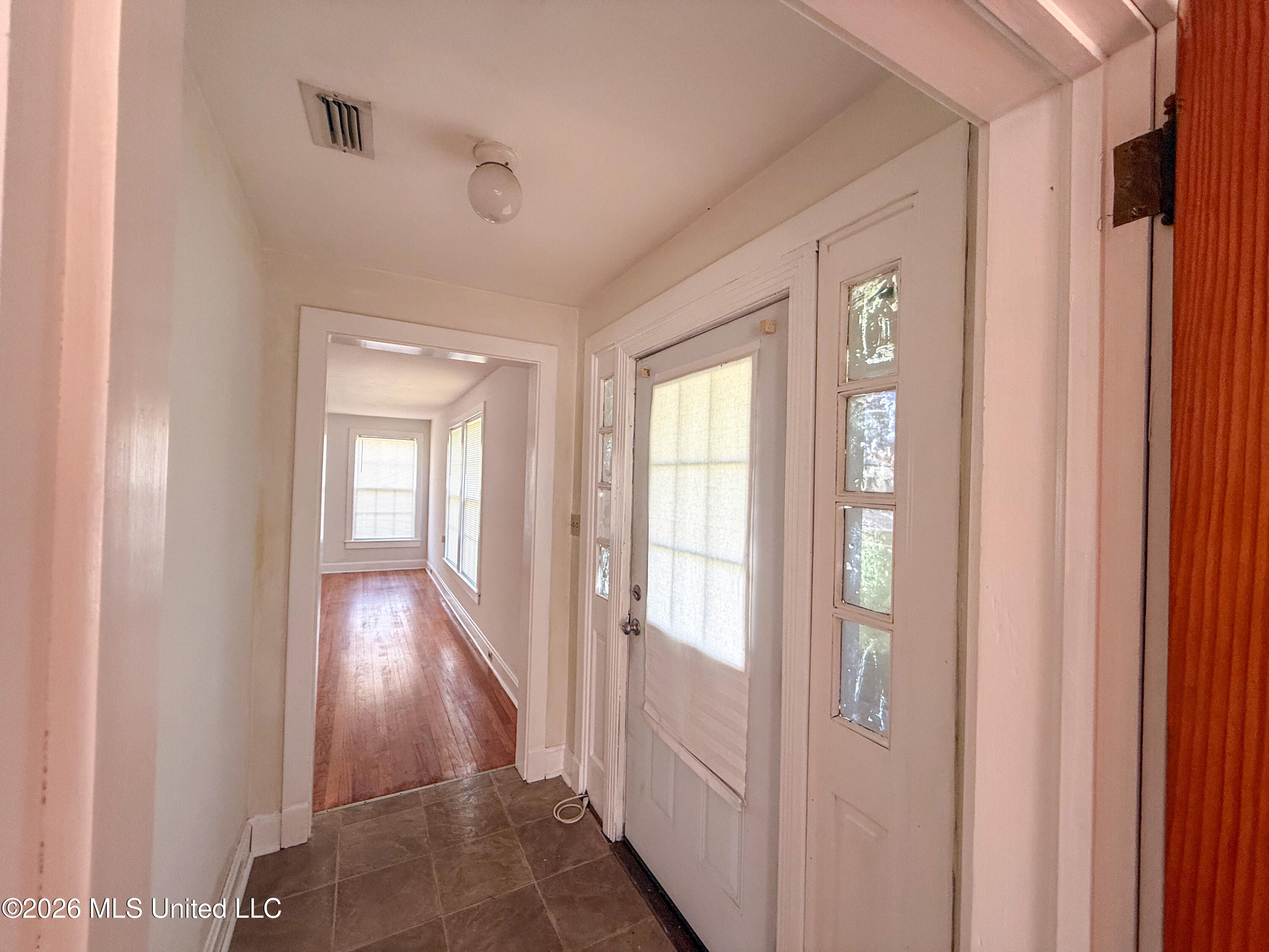 993 Winter Street Property Photo 22
