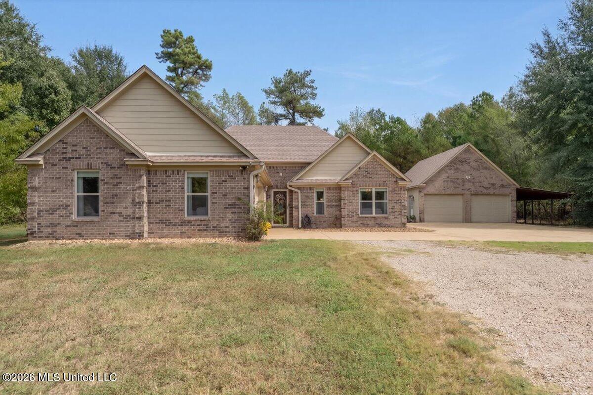 111 Patriot Way Property Photo 1