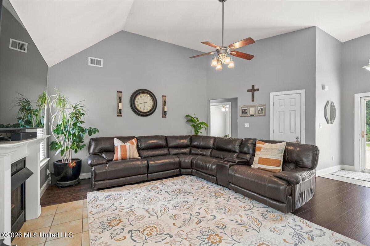 111 Patriot Way Property Photo 10