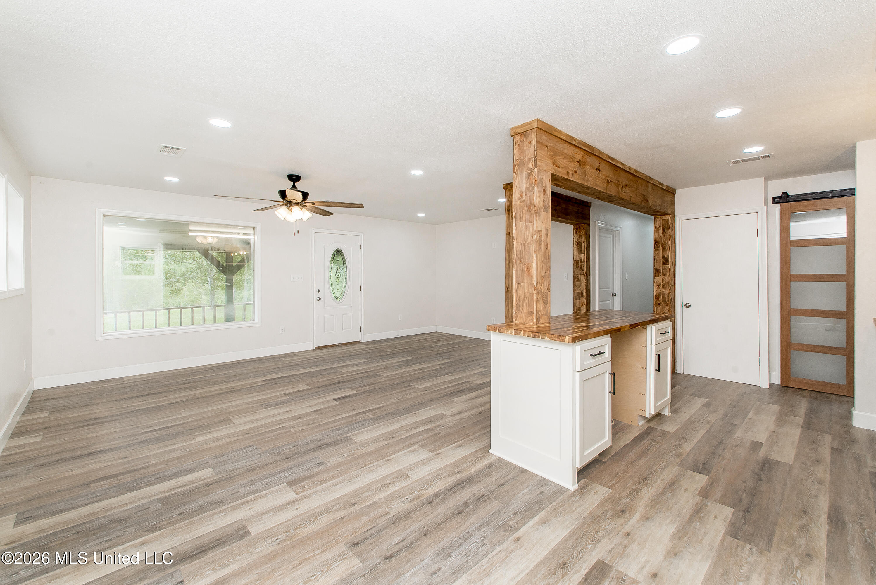 32212 Tom Warner Road Property Photo 8