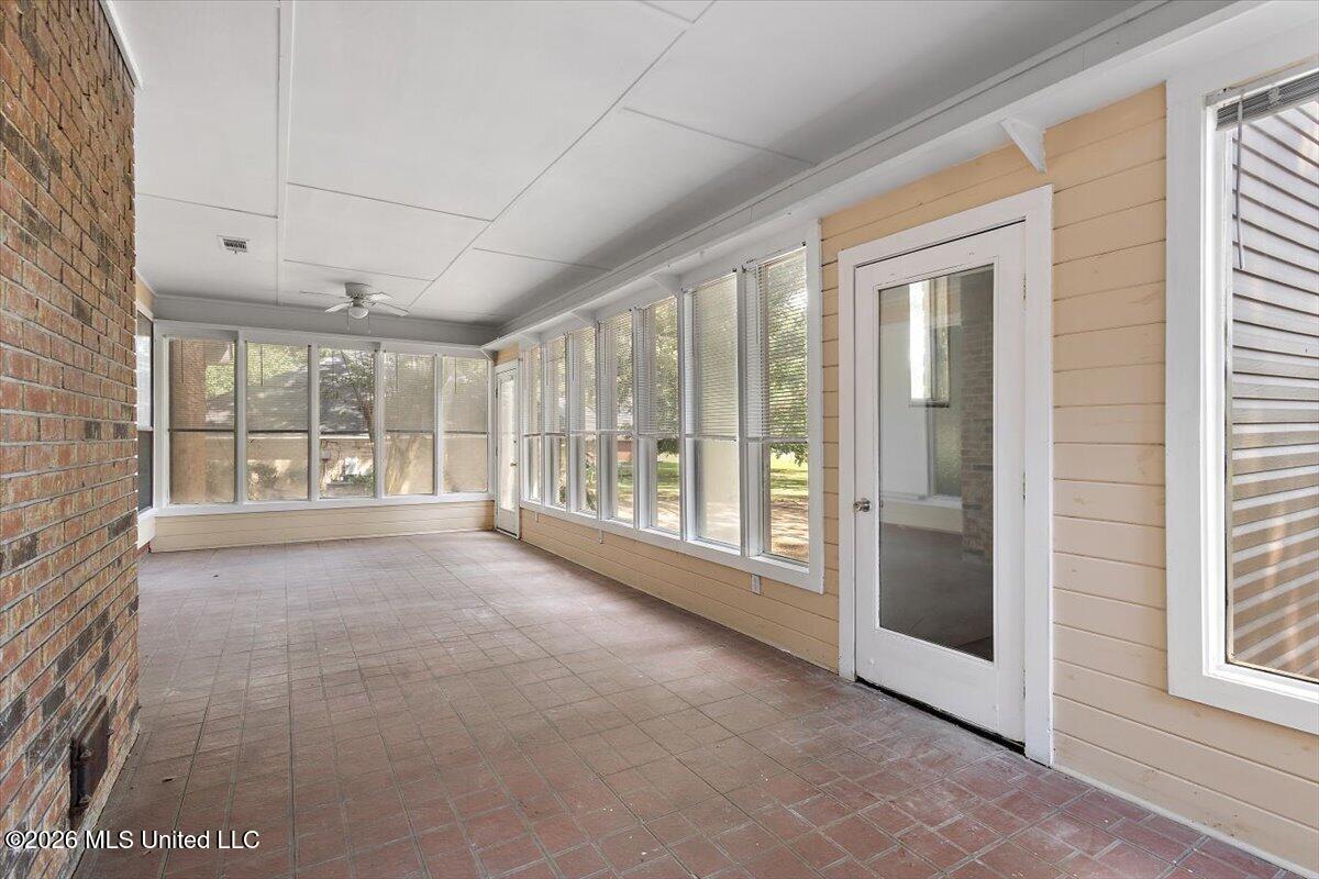 4800 Brookwood Place Property Photo 6