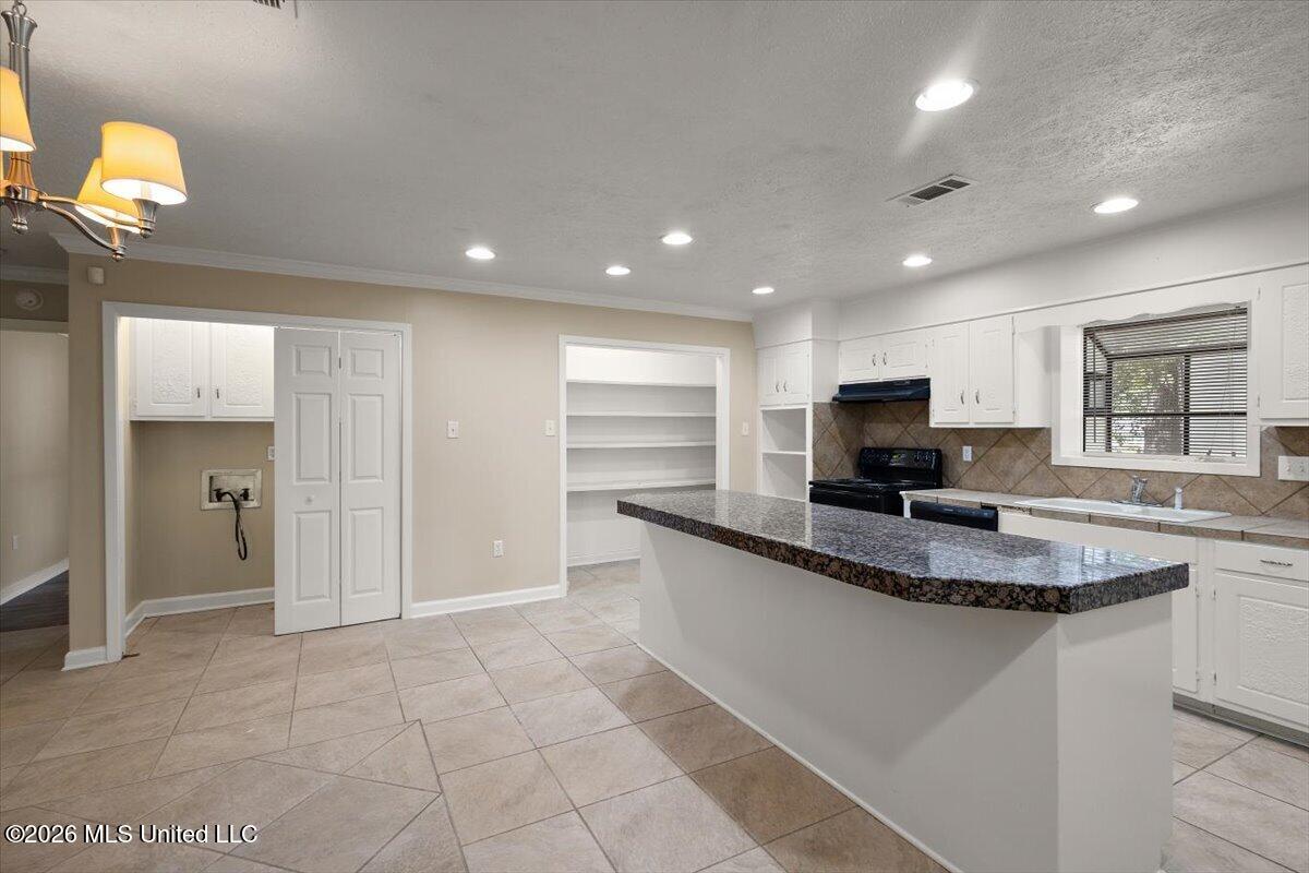 4800 Brookwood Place Property Photo 11