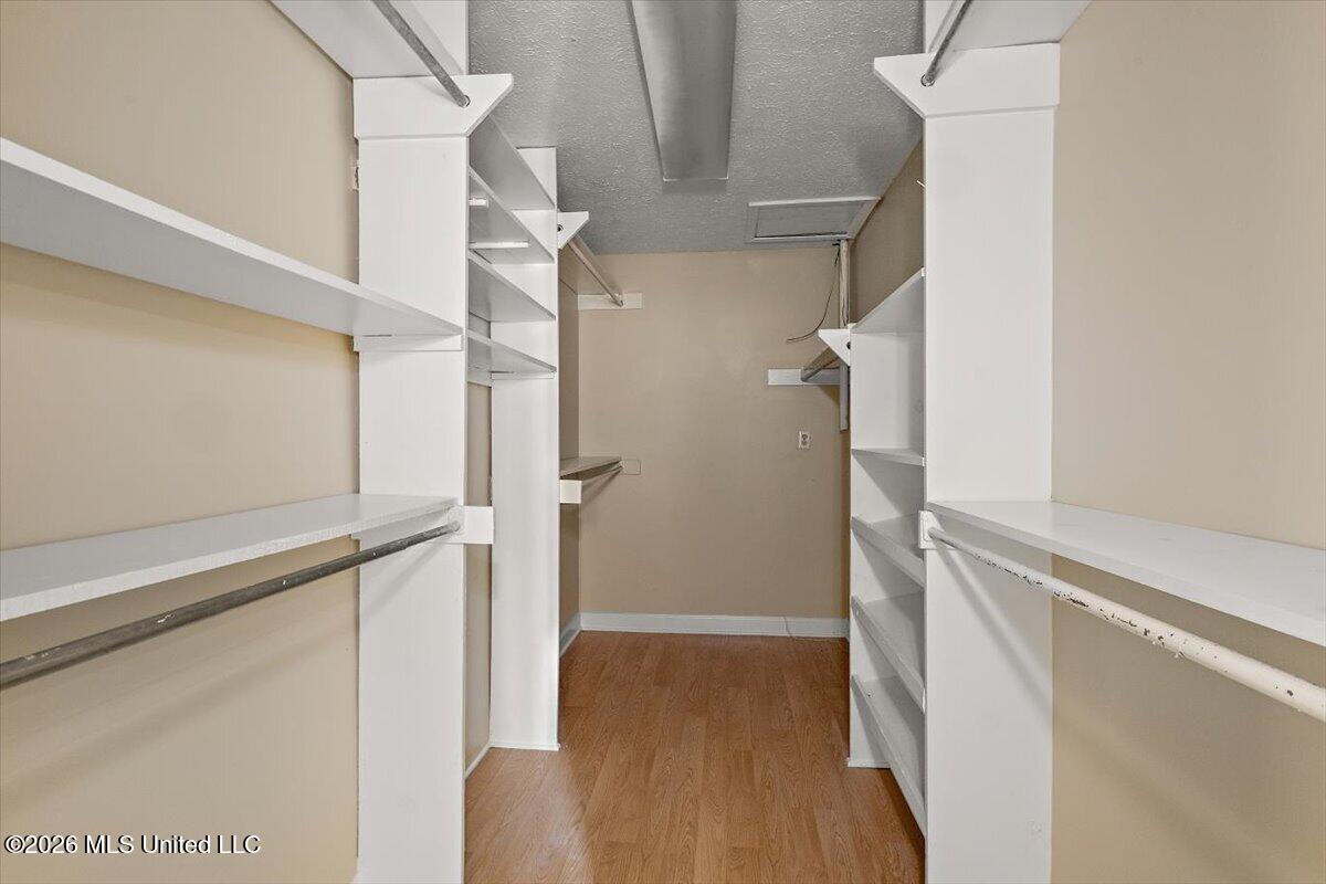 4800 Brookwood Place Property Photo 23