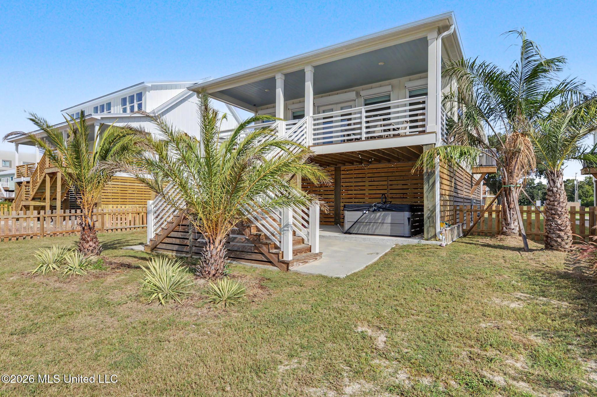 534 Beach Drive Property Photo 6