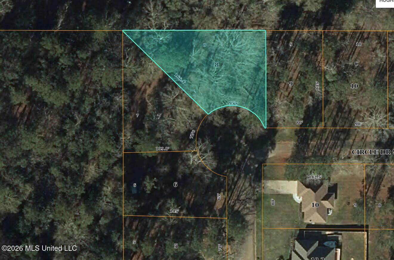 SE Circle Drive Property Photo 1