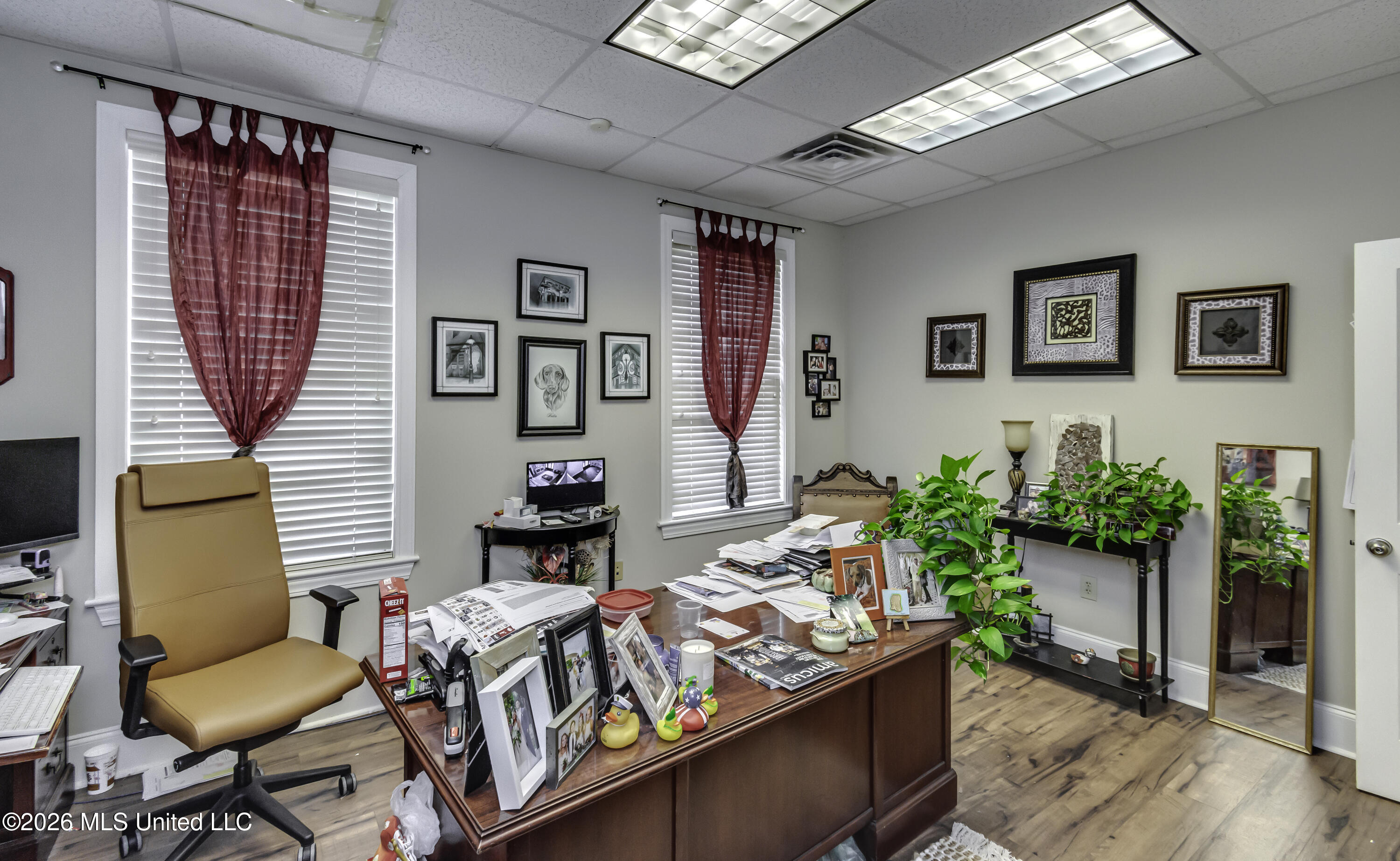 213 Katherine Property Photo 65