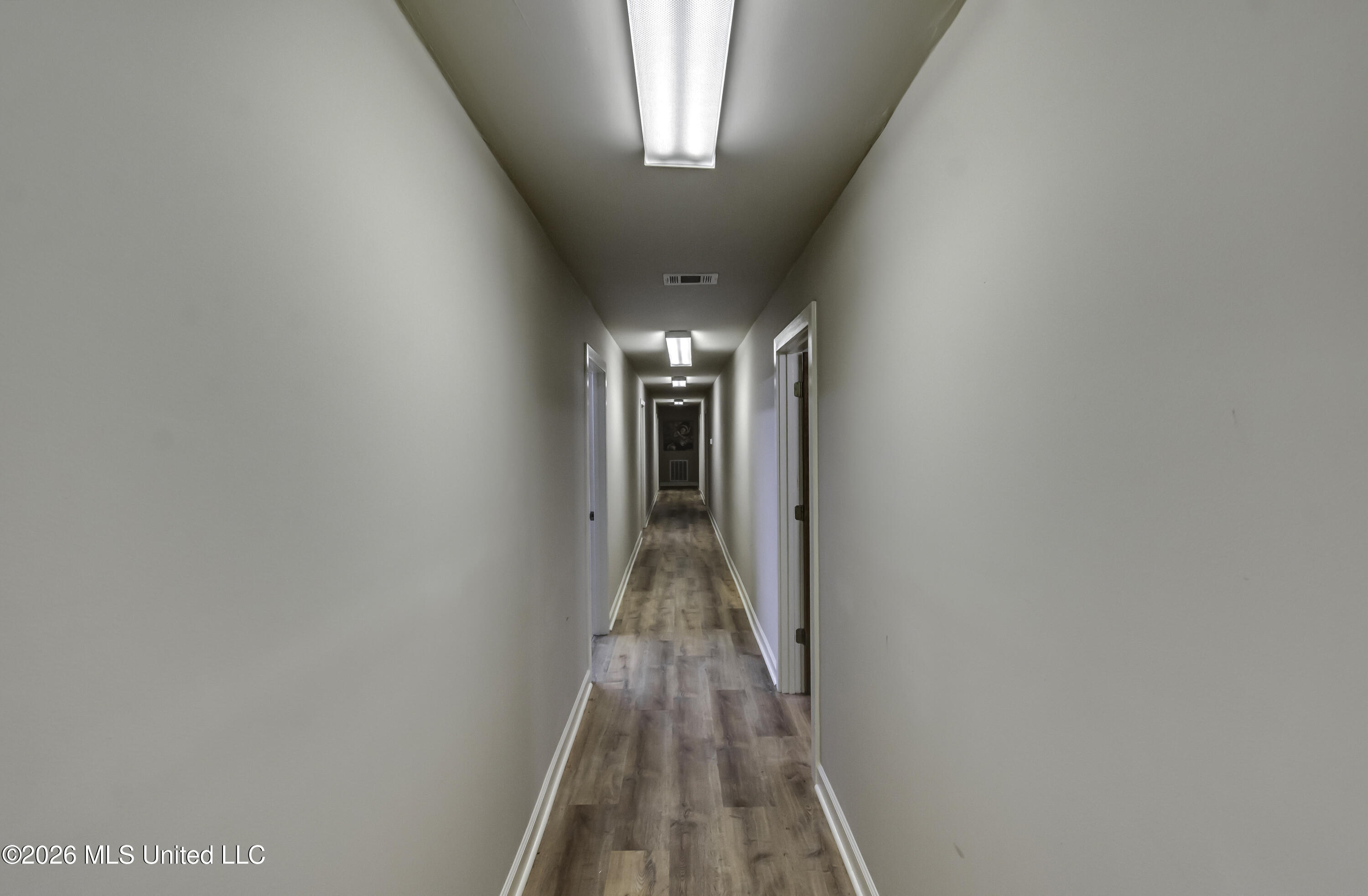 213 Katherine Property Photo 74