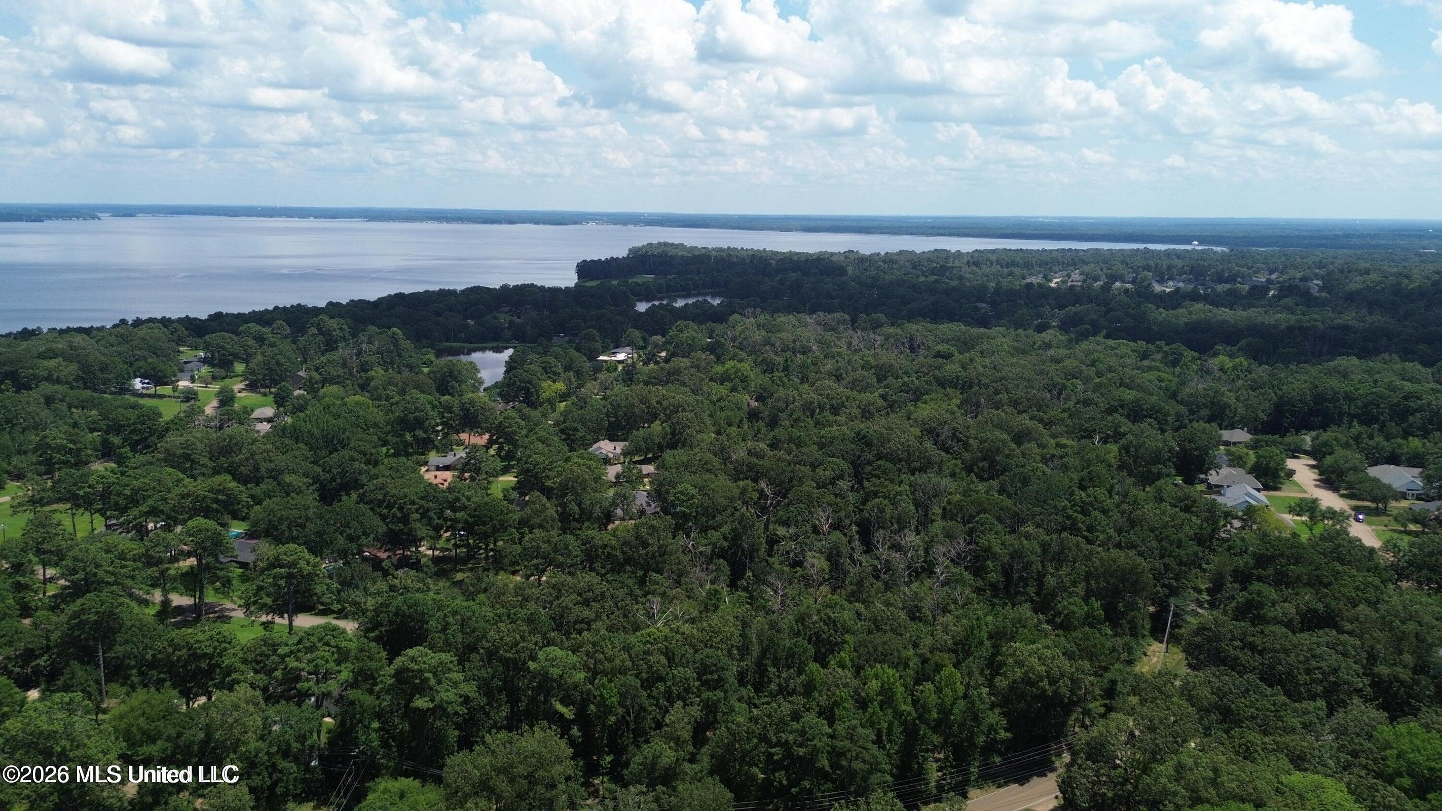 275 Kiowa Drive Property Photo 1