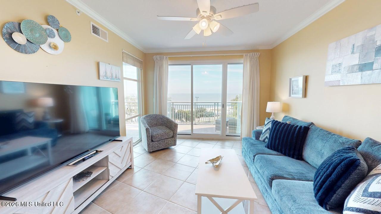 2228 Beach Drive Property Photo 5