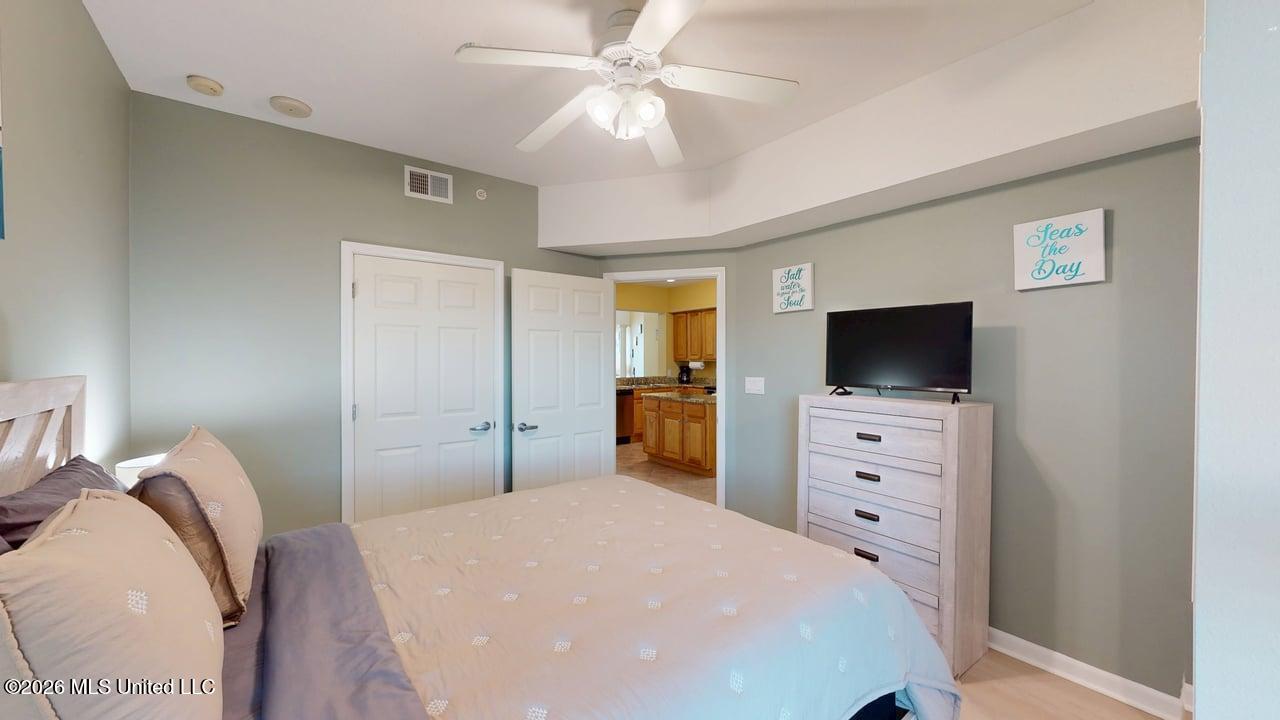 2228 Beach Drive Property Photo 19