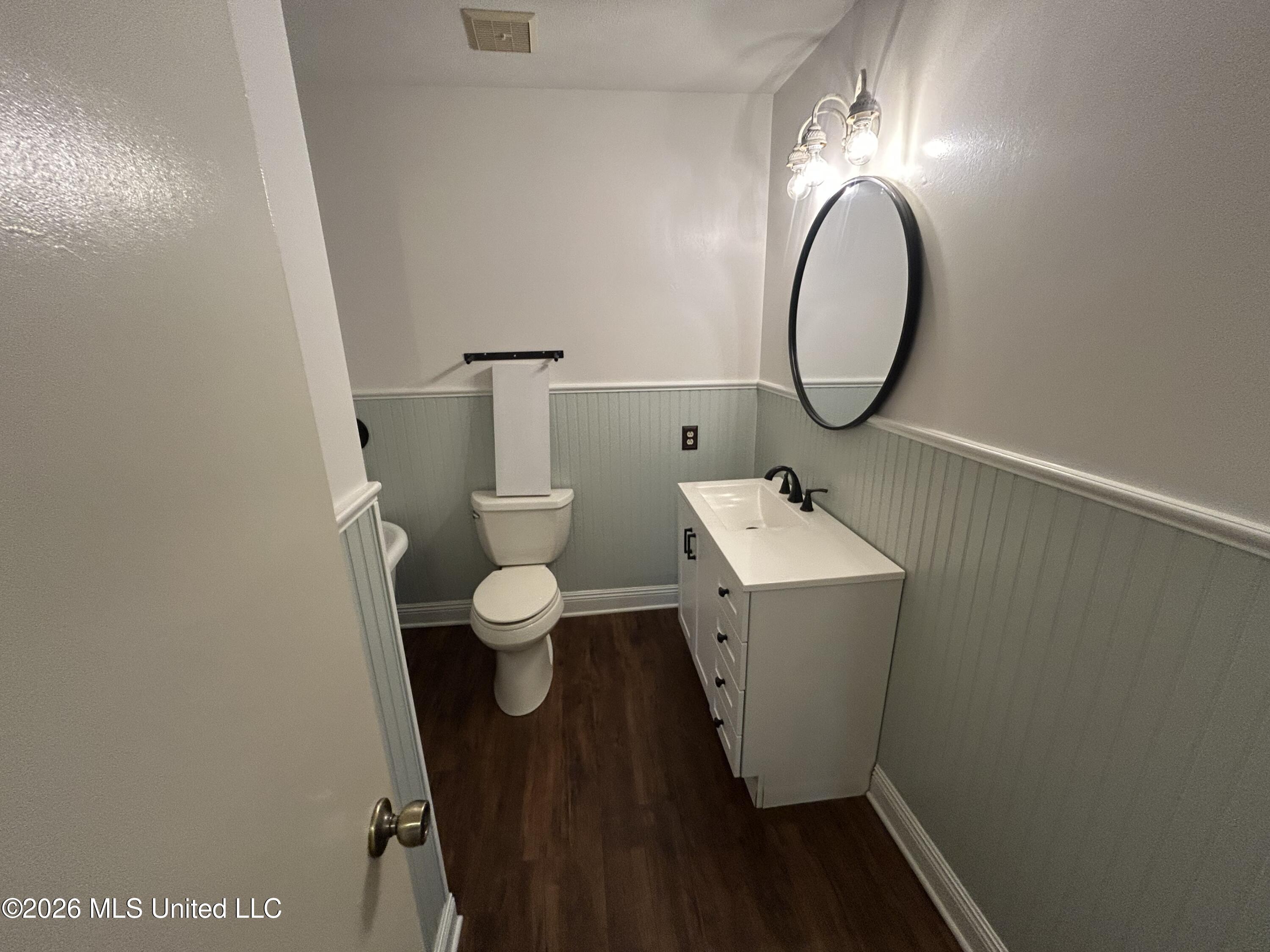 1113 Highway 98 Property Photo 30