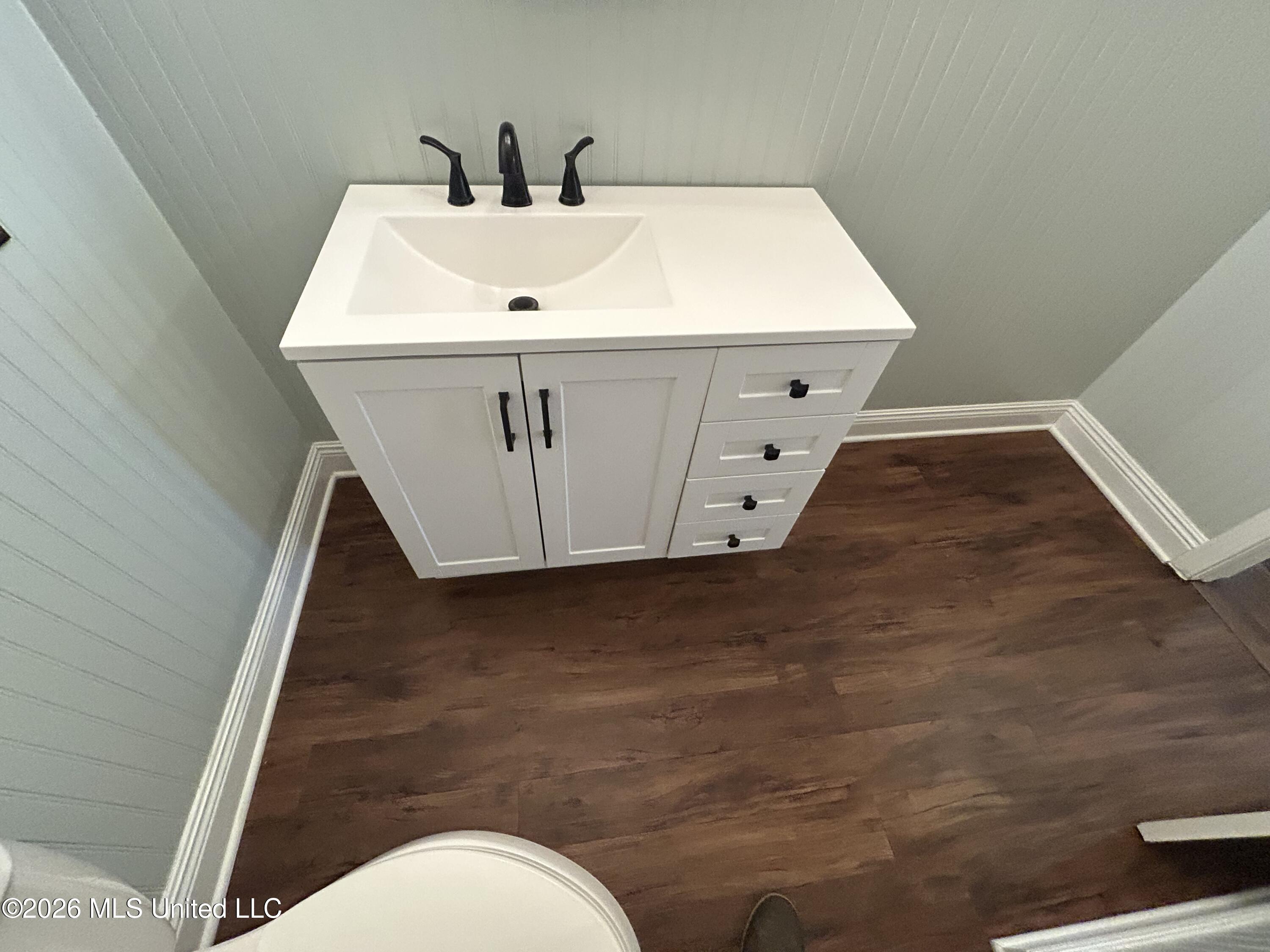 1113 Highway 98 Property Photo 32