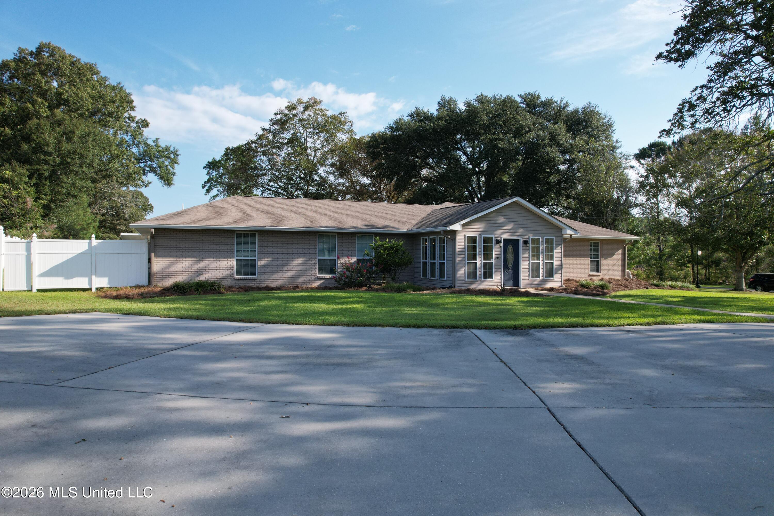 1113 Highway 98 Property Photo 55