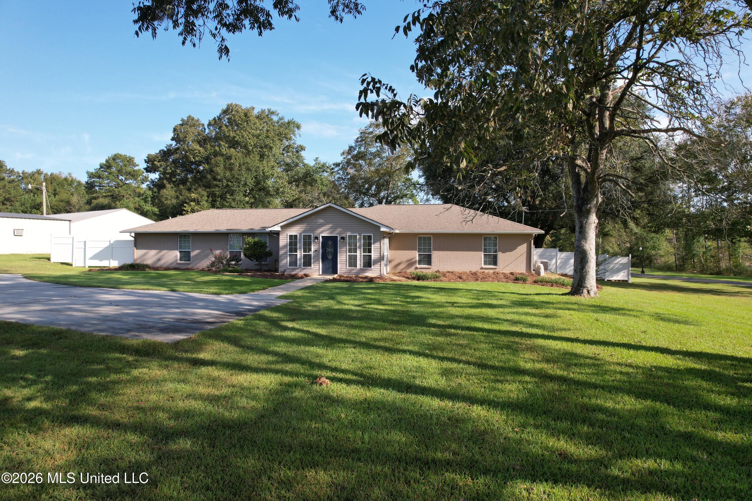 1113 Highway 98 Property Photo 56