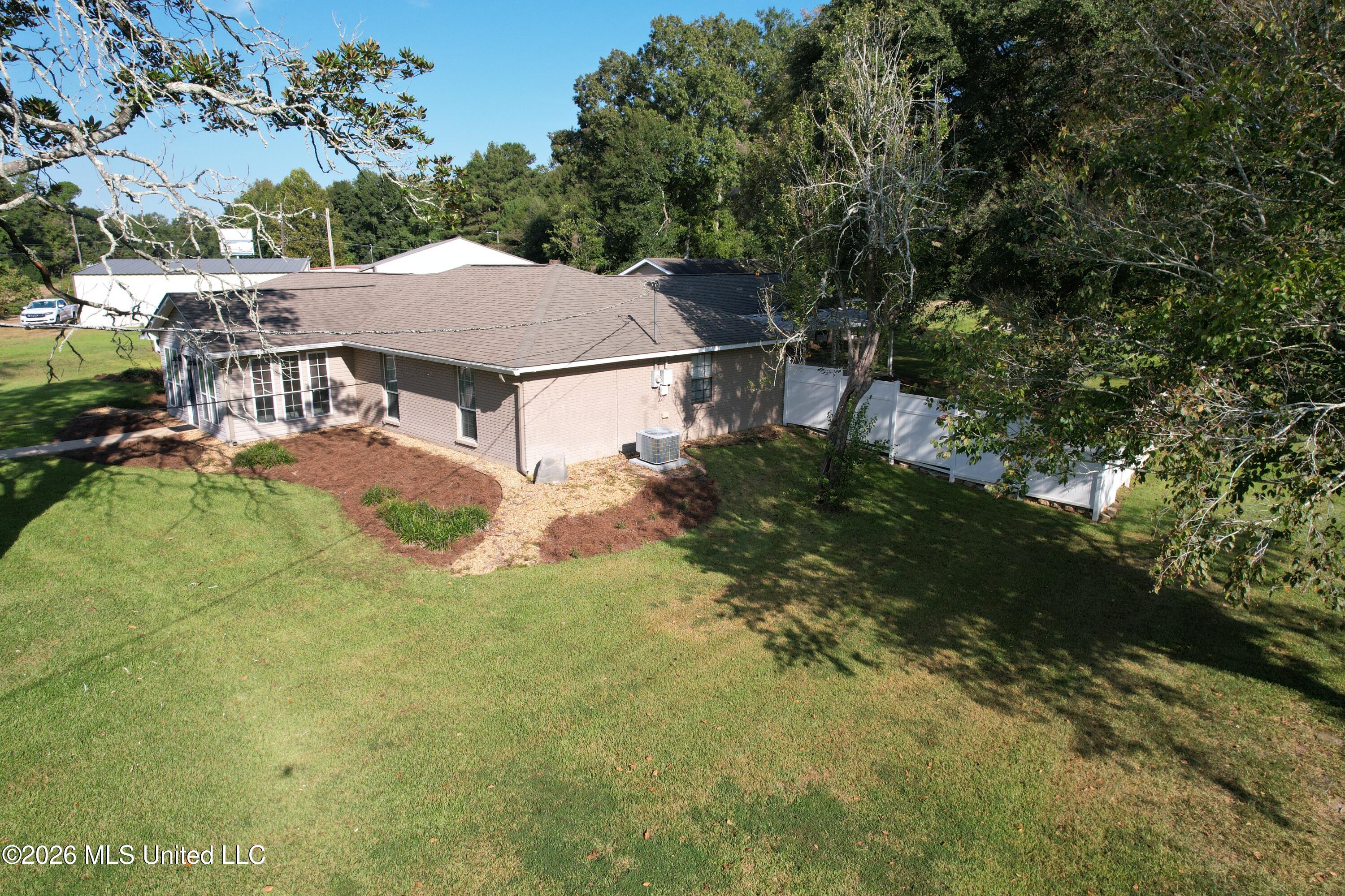 1113 Highway 98 Property Photo 58