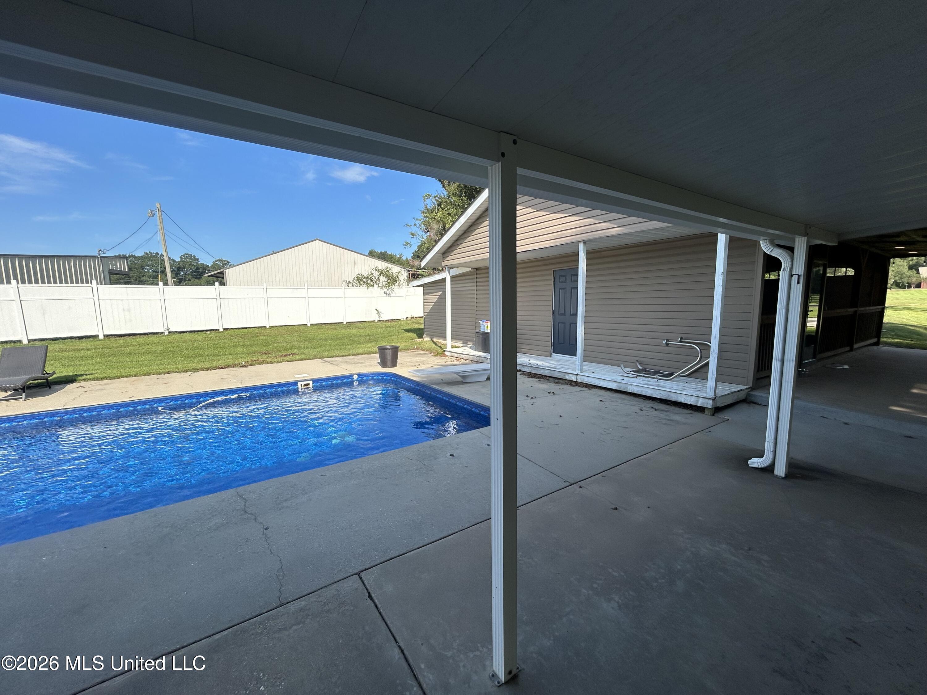 1113 Highway 98 Property Photo 65