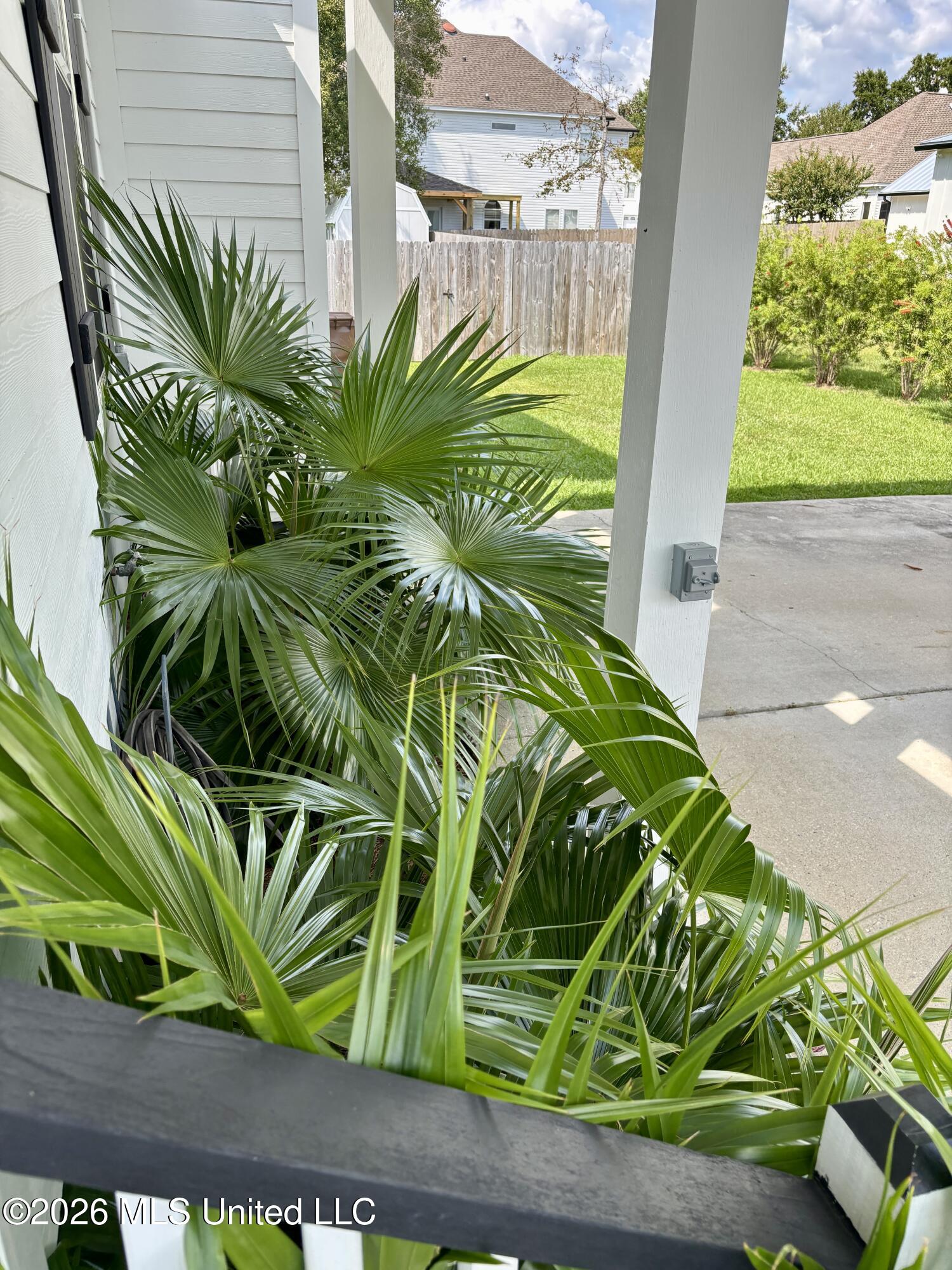 215 White Harbor Road Property Photo 7