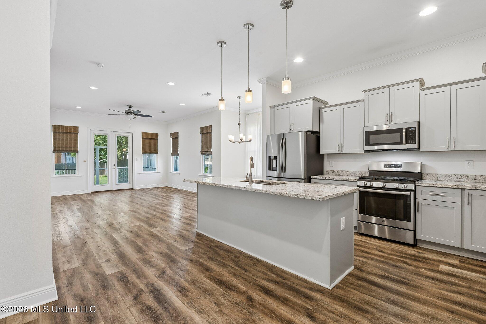215 White Harbor Road Property Photo 11