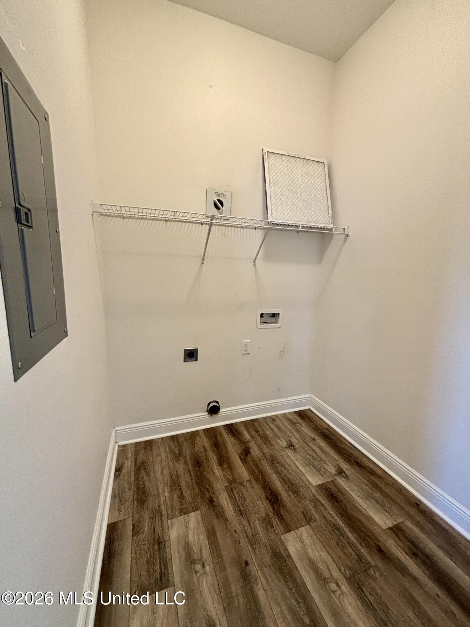 215 White Harbor Road Property Photo 12
