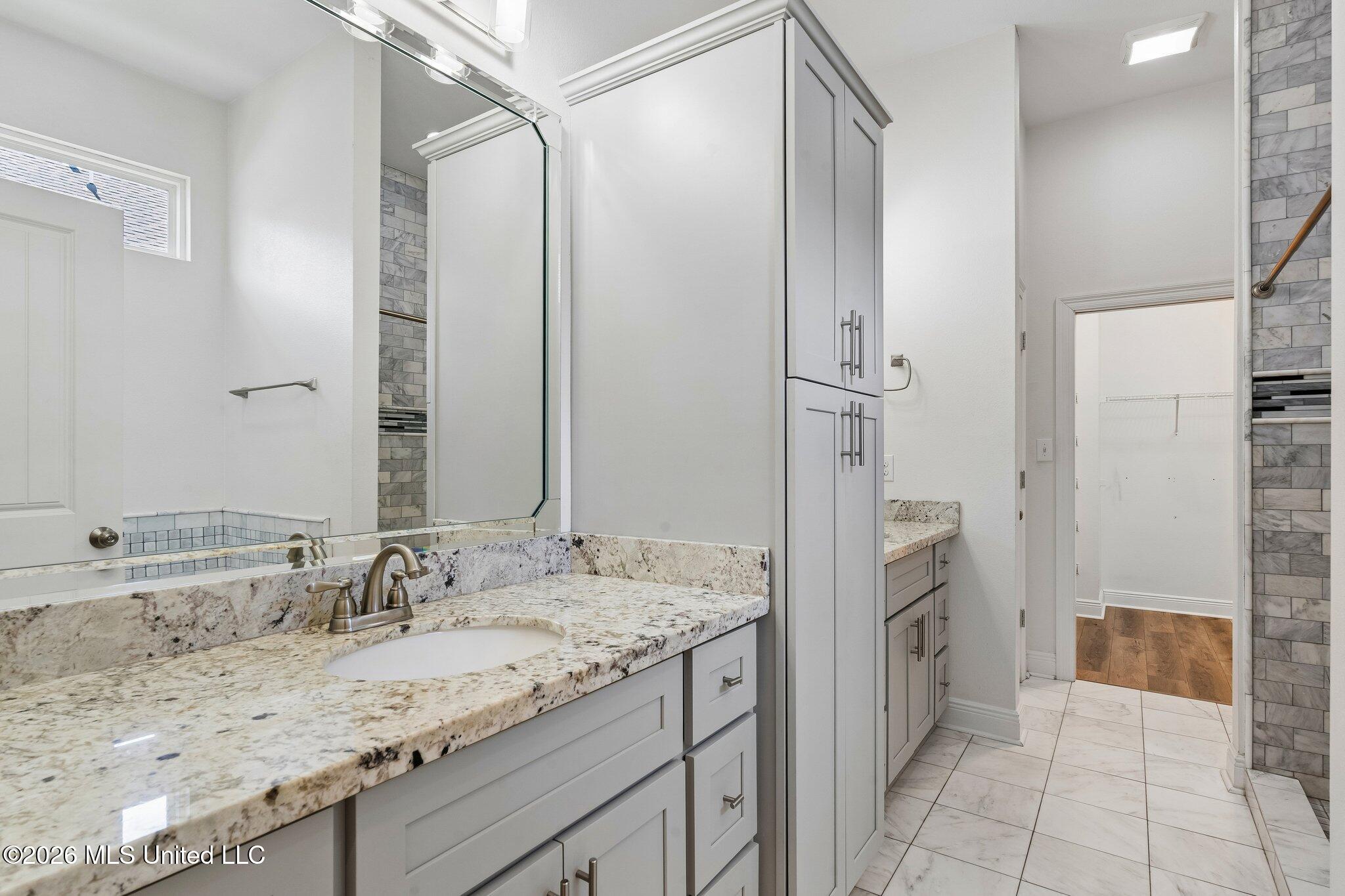 215 White Harbor Road Property Photo 24