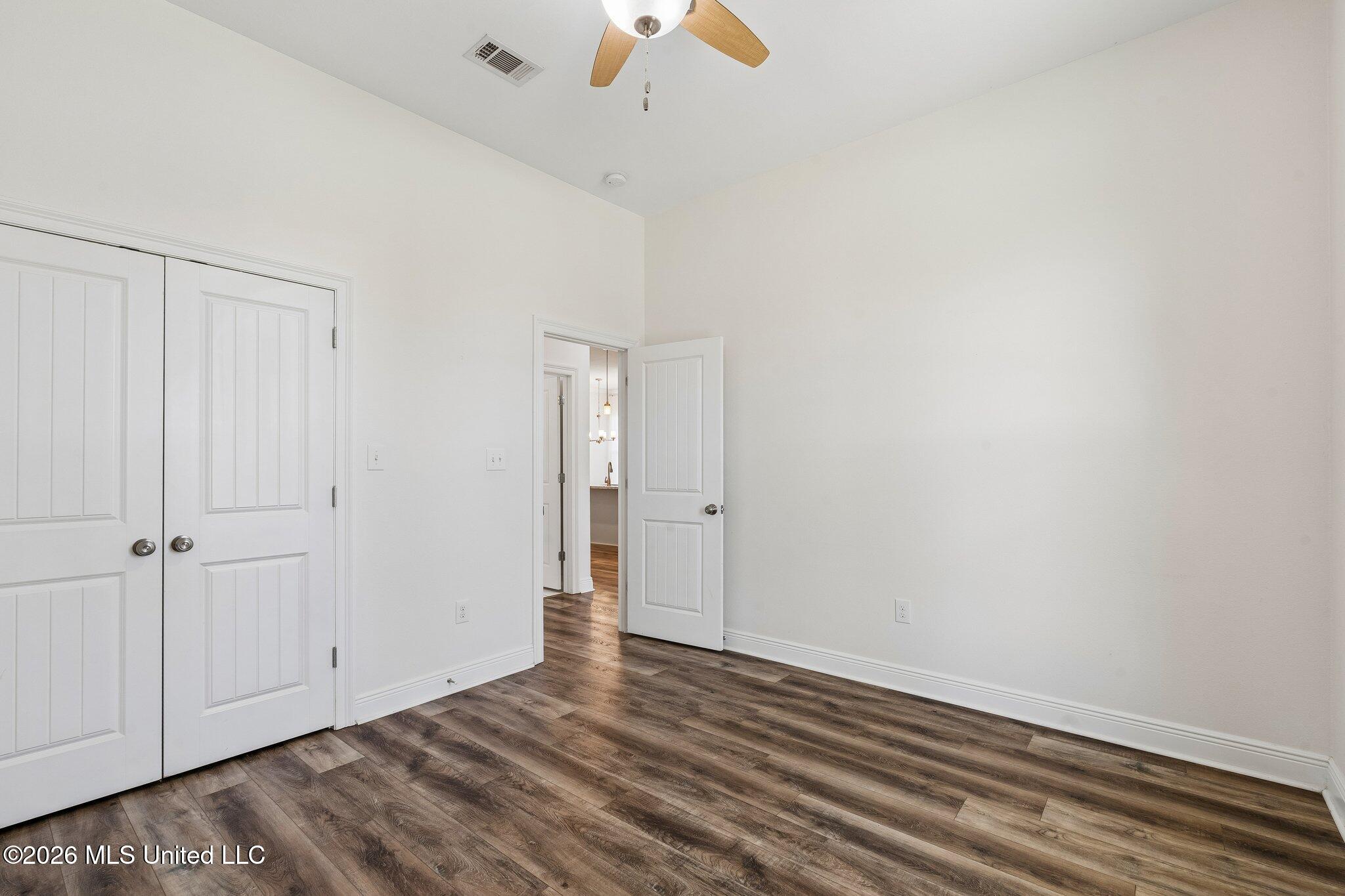 215 White Harbor Road Property Photo 28