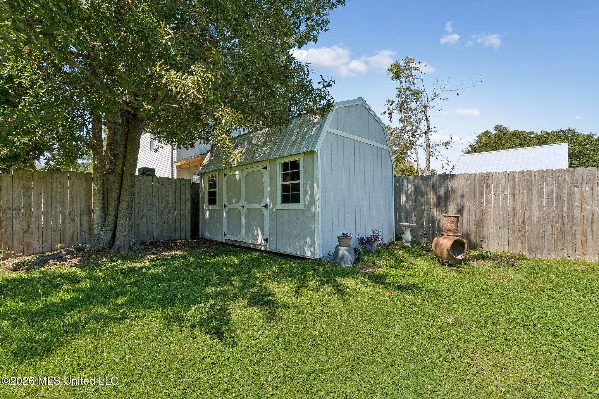 215 White Harbor Road Property Photo 29