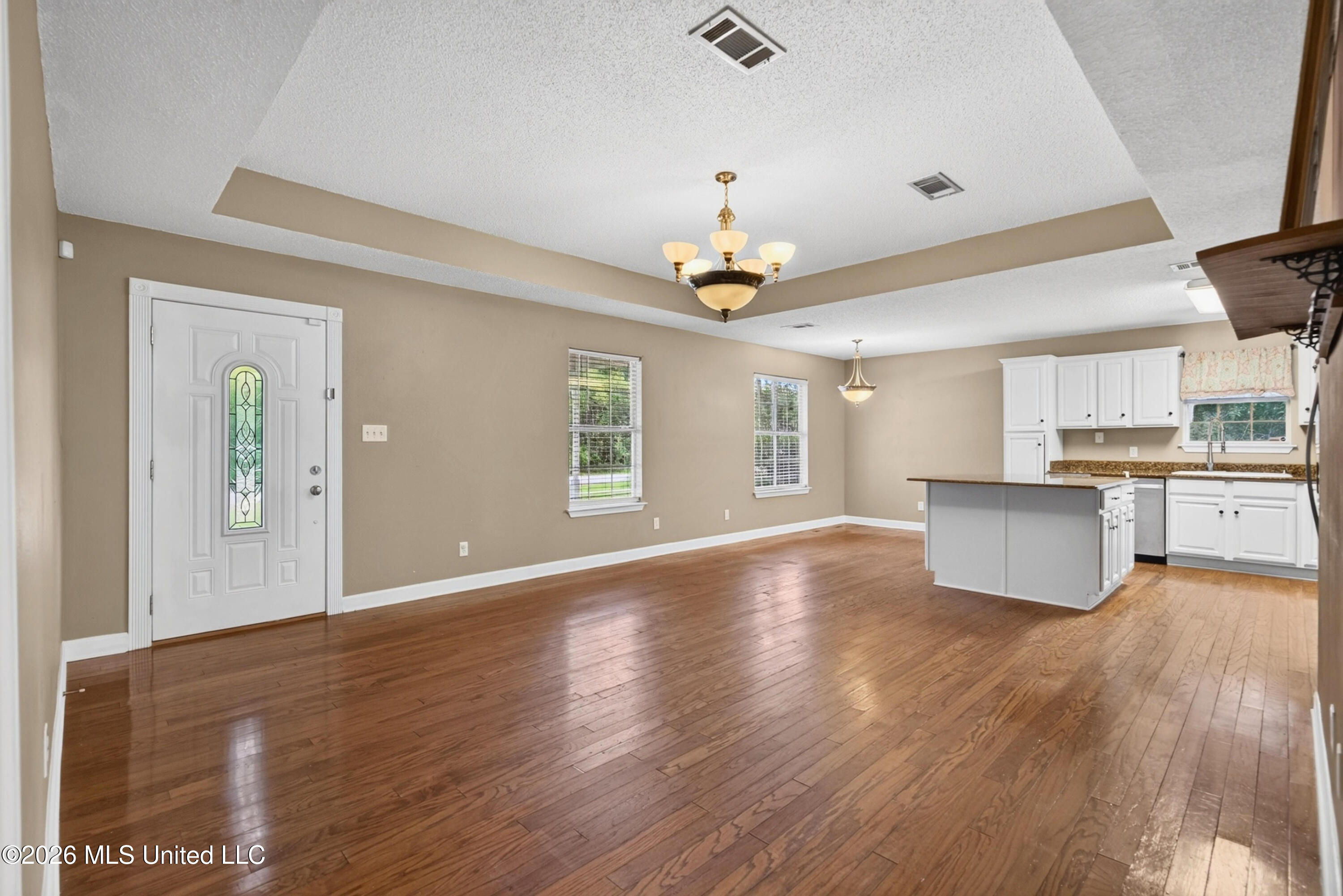 809 Peach Property Photo 4
