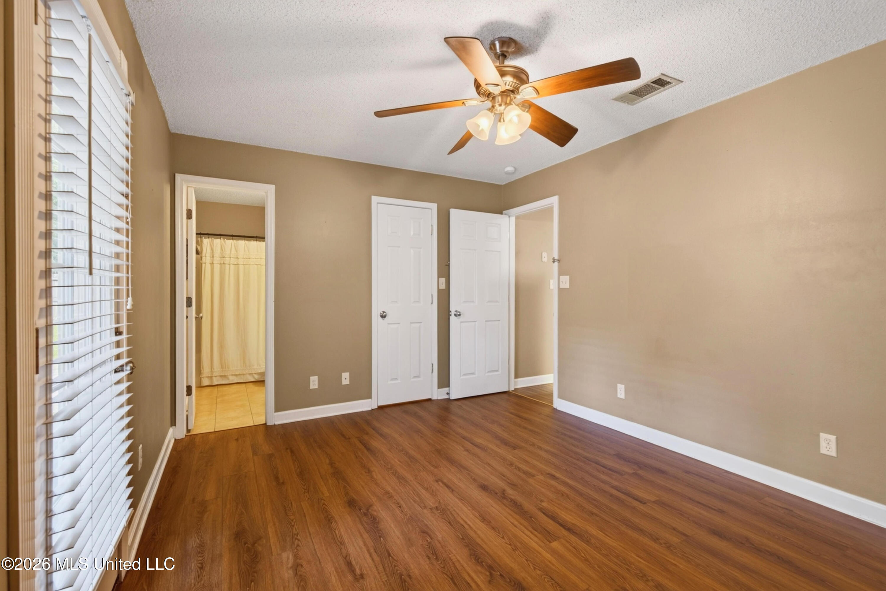809 Peach Property Photo 12