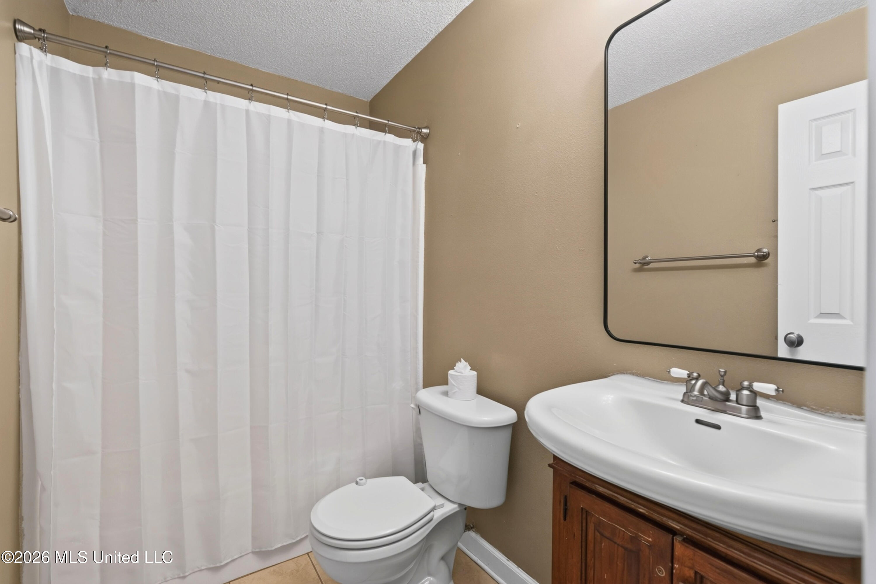 809 Peach Property Photo 17