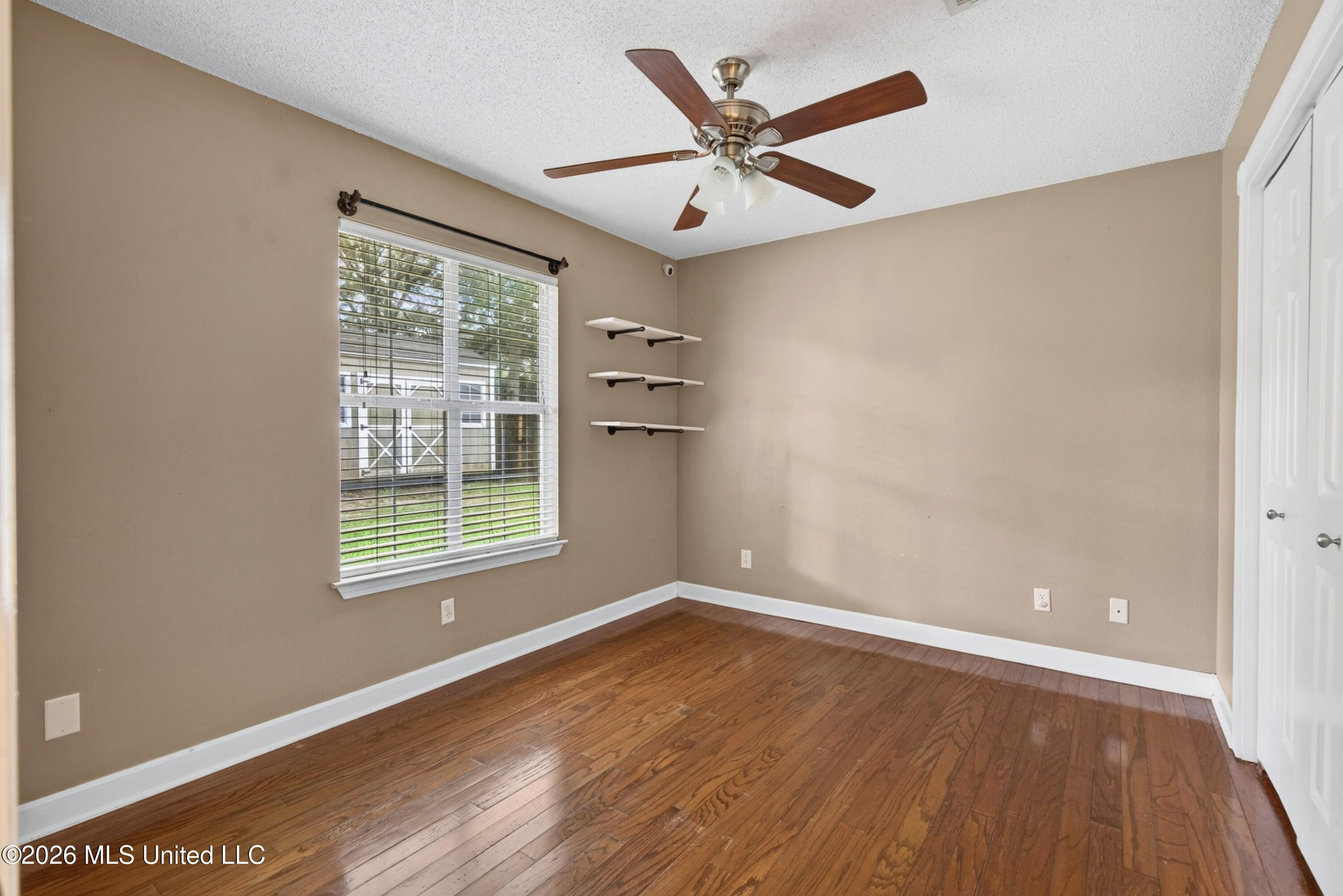 809 Peach Property Photo 18