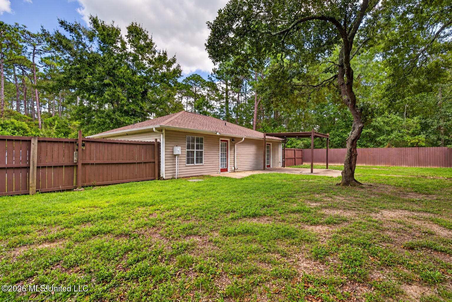 809 Peach Property Photo 22