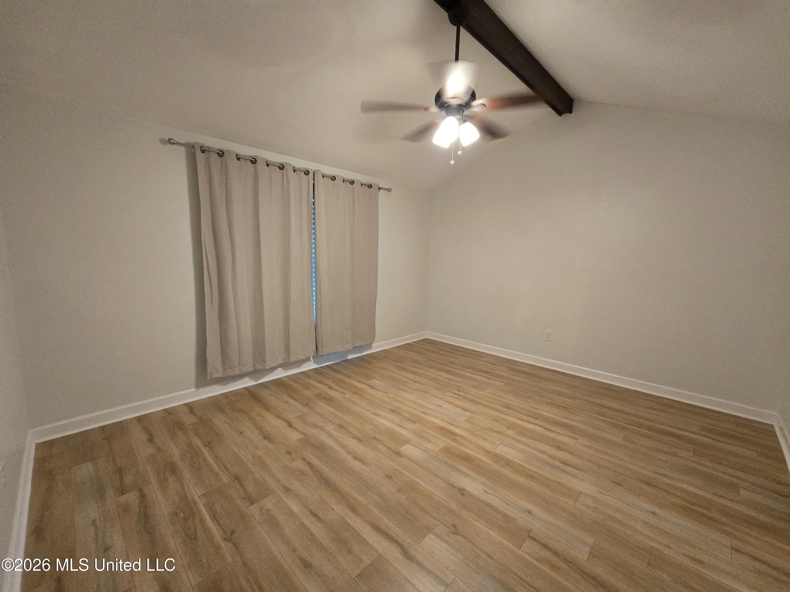 8112 Road 529 Property Photo 6