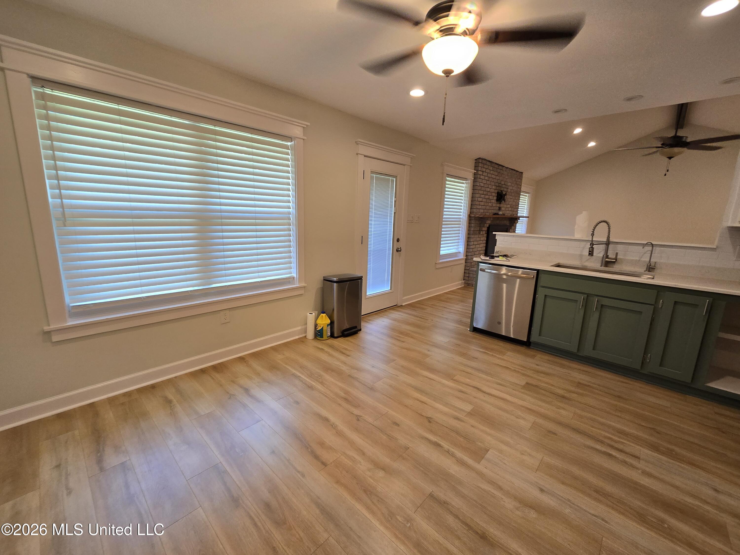 8112 Road 529 Property Photo 28